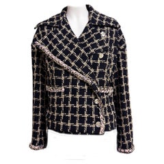 Chanel New Iconic Ad Campaign Black Tweed Jacket with Chains 36 FR