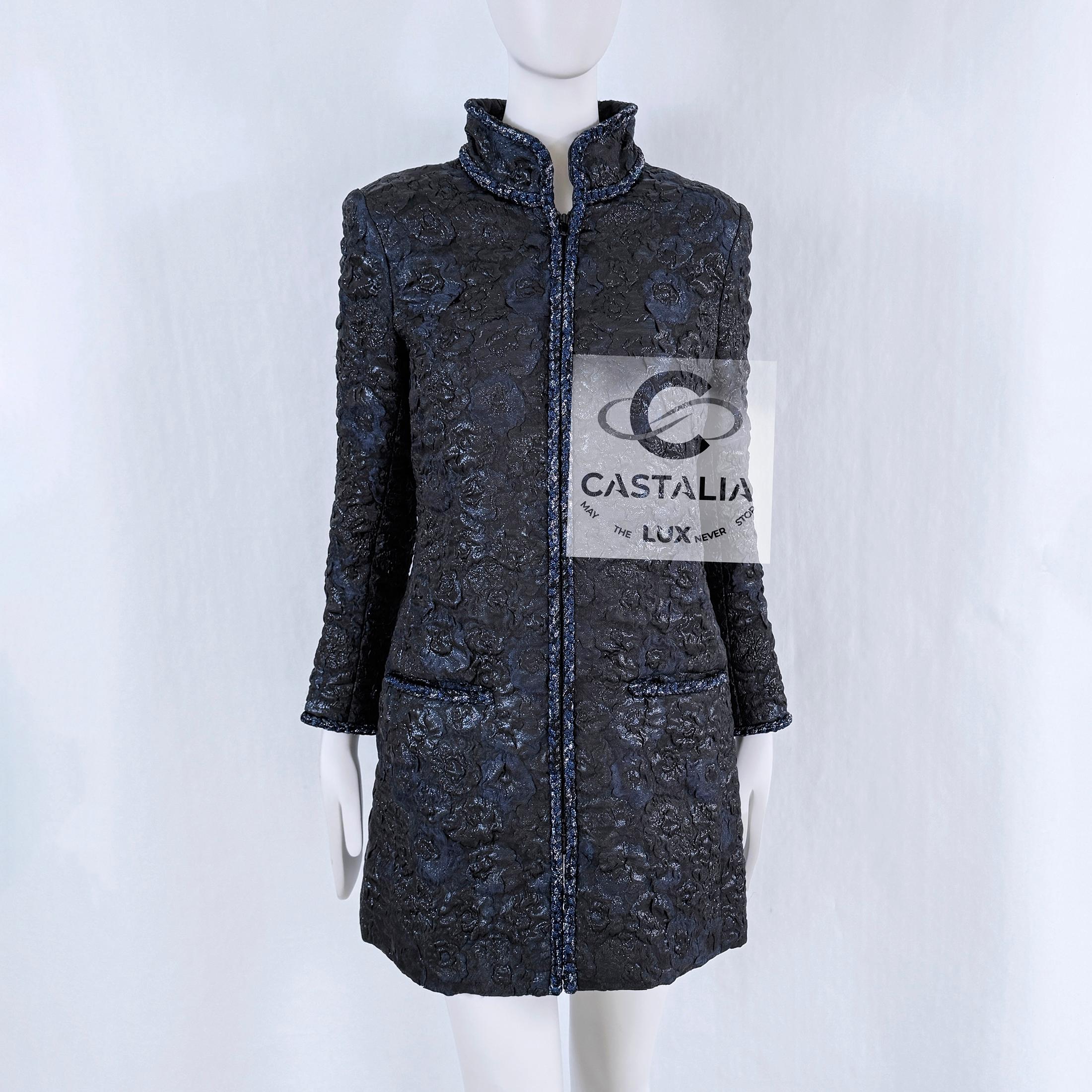 CHANEL New Iconic Camellias Motifs Jacquard Jacket 40 FR Unisexe en vente