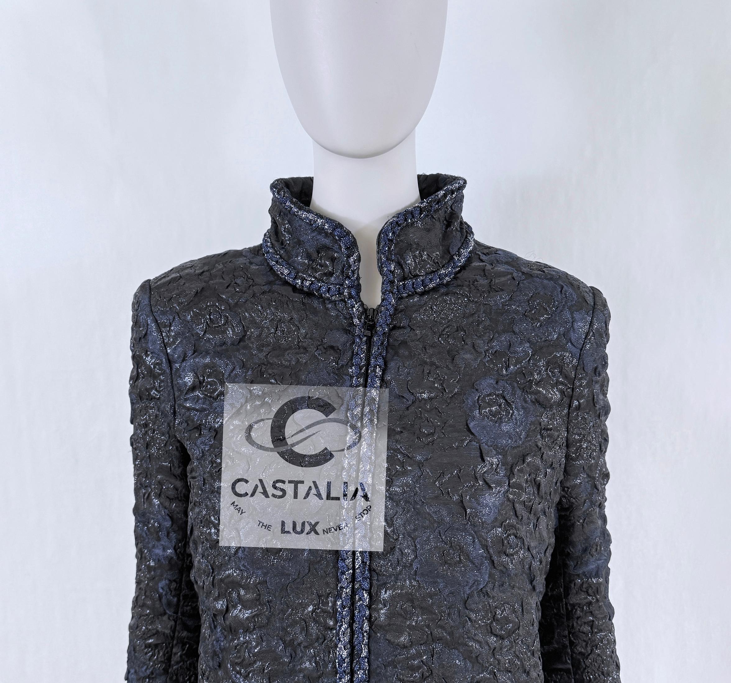 CHANEL New Iconic Camellias Motifs Jacquard Jacket 40 FR en vente 2