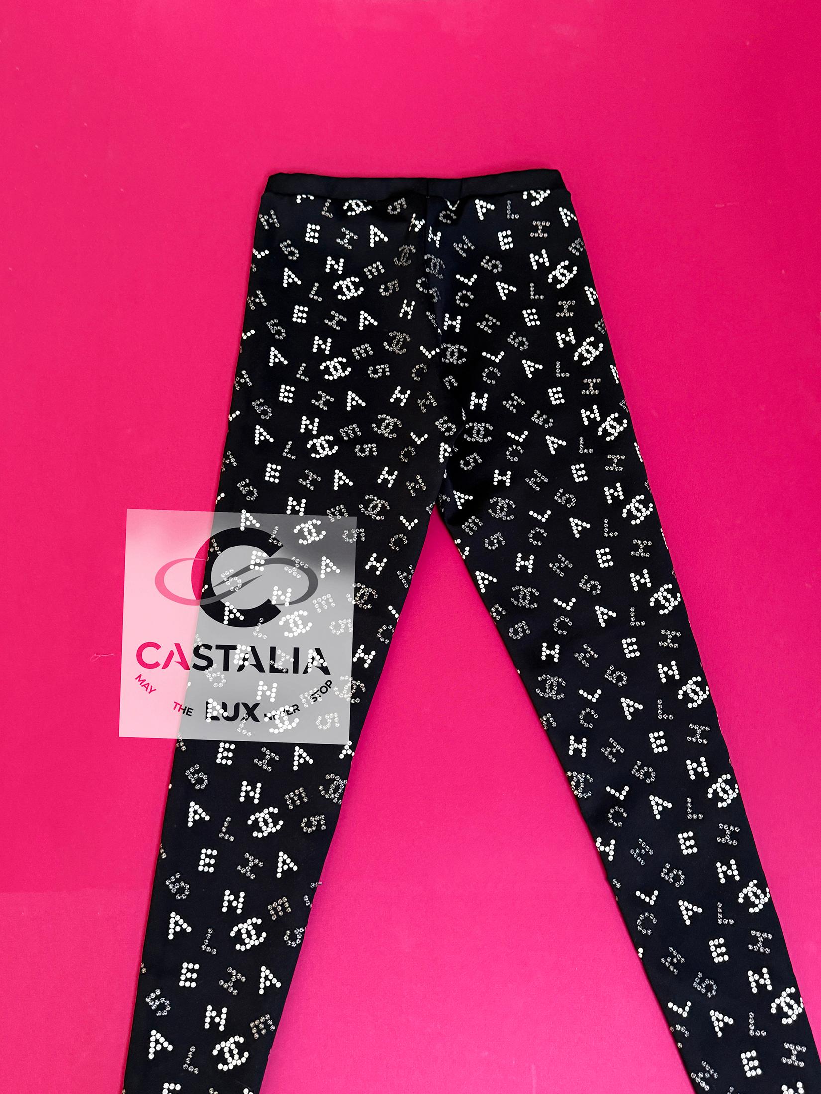 Chanel New Iconic CC Eternal Codes Leggings 40 FR For Sale 6