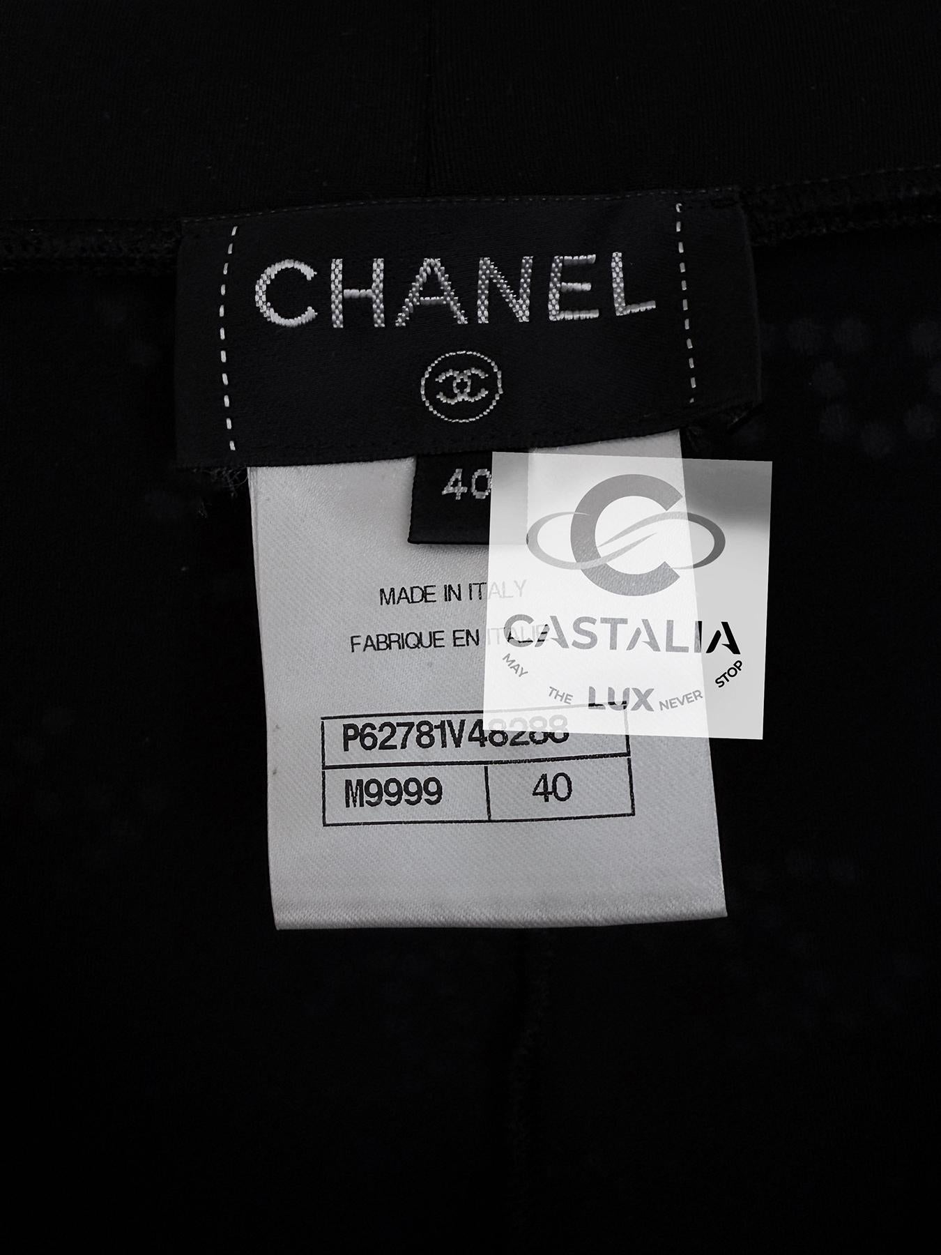 Chanel New Iconic CC Eternal Codes Leggings 40 FR For Sale 8
