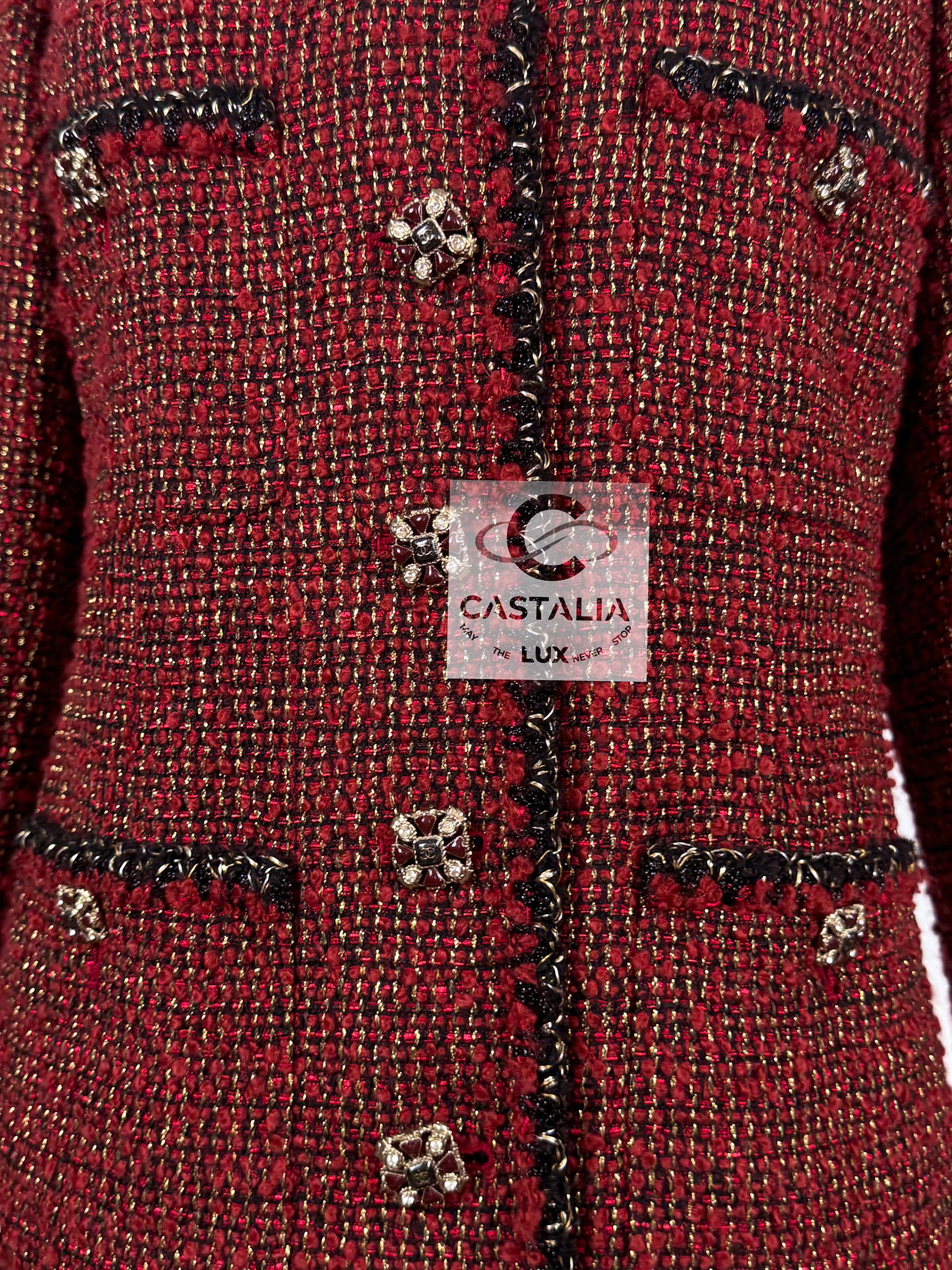 Chanel Nouveau Iconique CC Gripoix boutons veste en tweed bourgogne 5