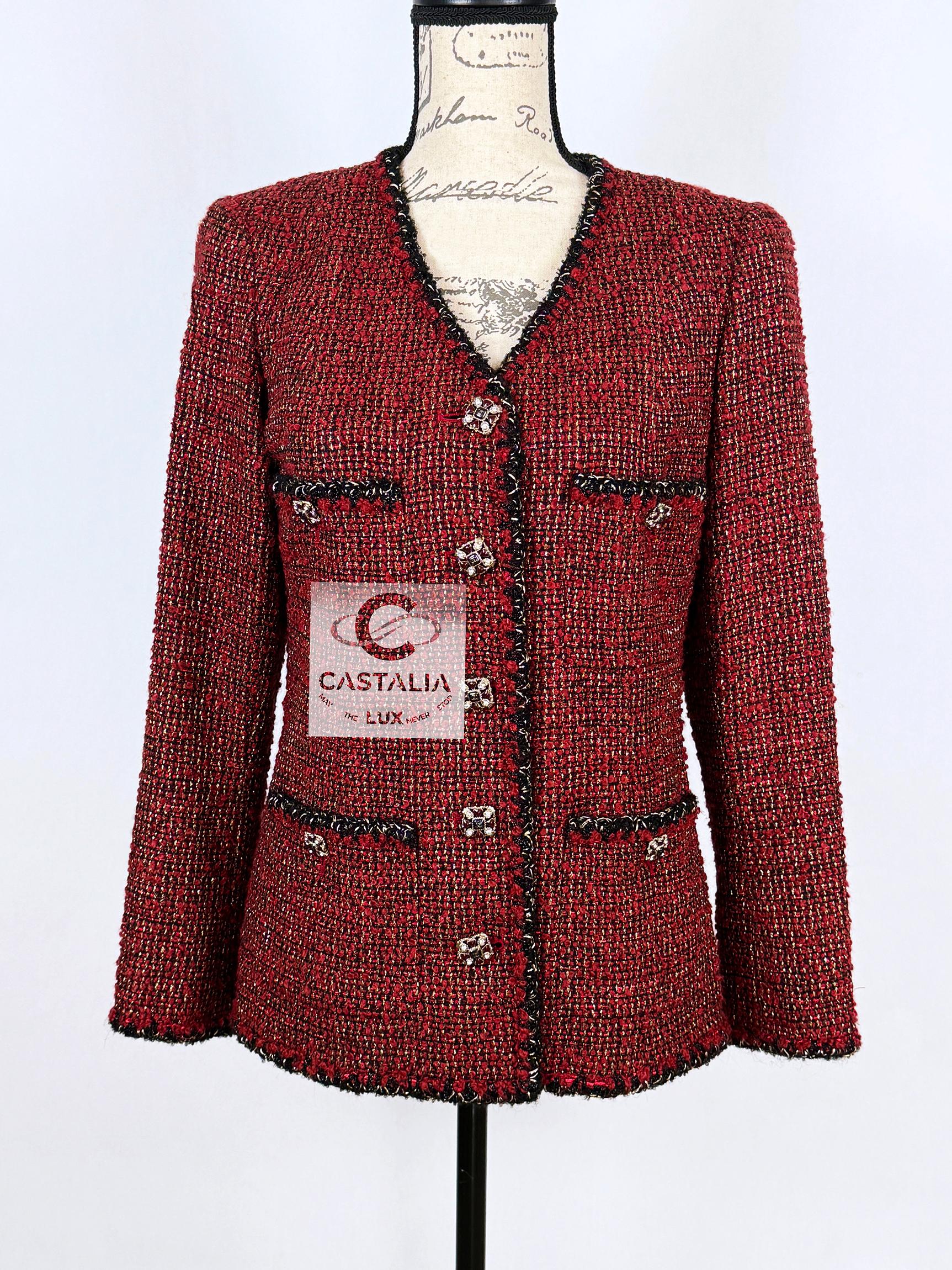 Chanel Nouveau Iconique CC Gripoix boutons veste en tweed bourgogne 8