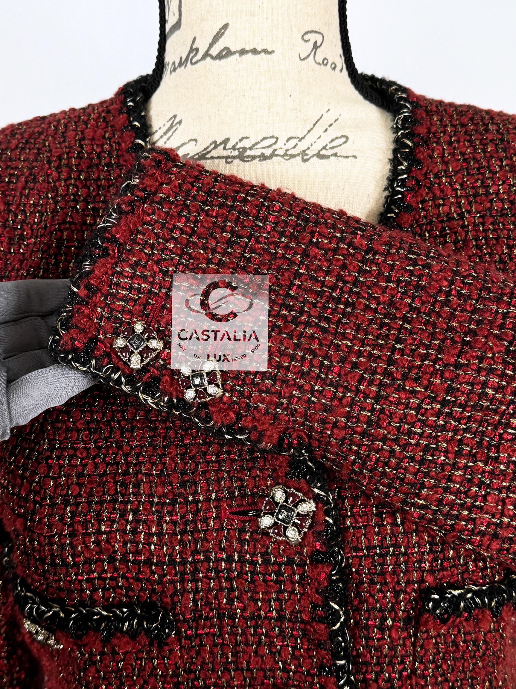 Chanel Nouveau Iconique CC Gripoix boutons veste en tweed bourgogne 9