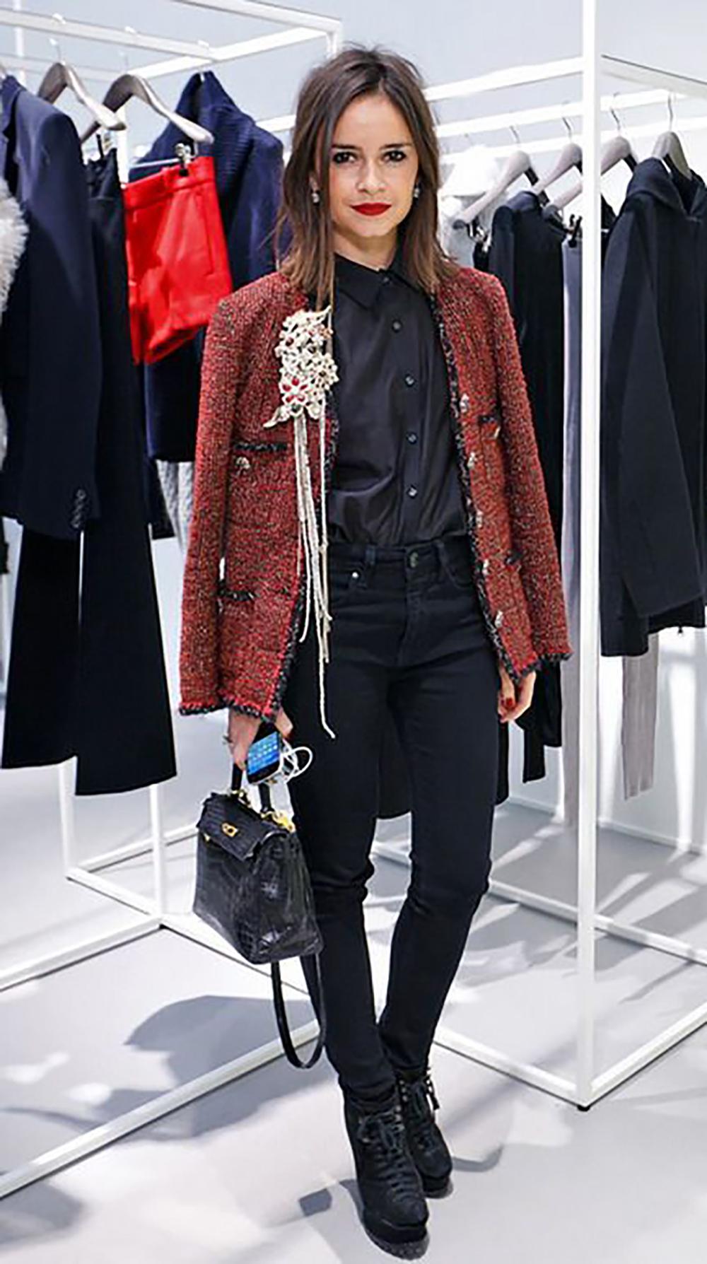 Iconic Chanel burgundy tweed jacket with masterpiece CC jewel Gripoixa buttons -- 
As seen on many it-girls, including Miroslava Duma!
- made of luxurious lesage tweed in deep burgundy colour with interwoven metallic silver and gold threads
-