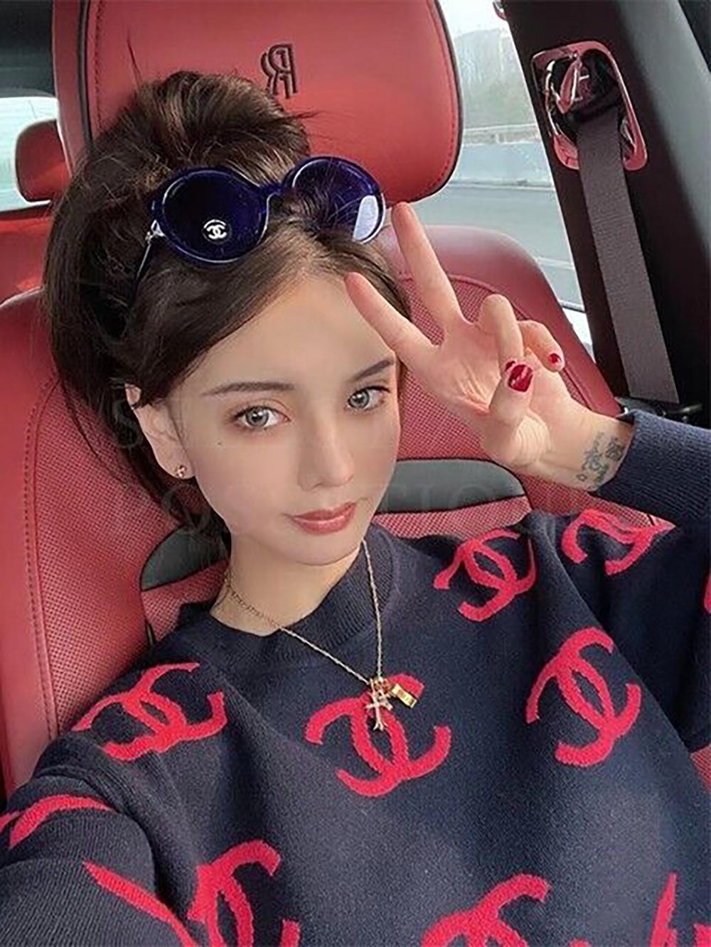 chanel pullover