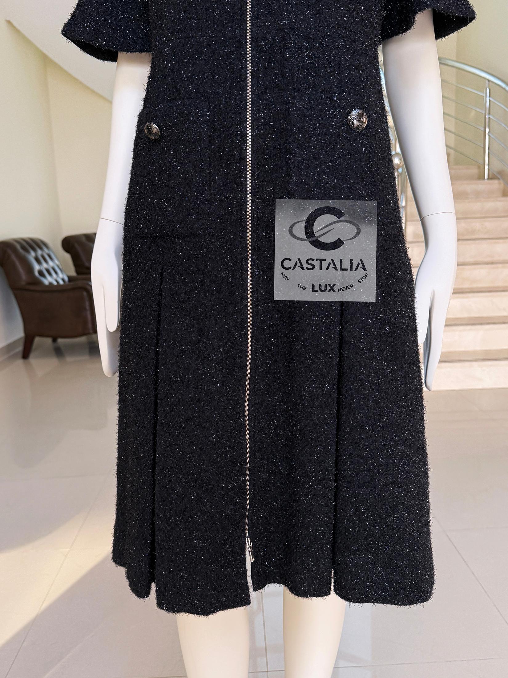 Chanel New Iconic Globalization Black Tweed Jacket Dress 36 FR in vendita 5