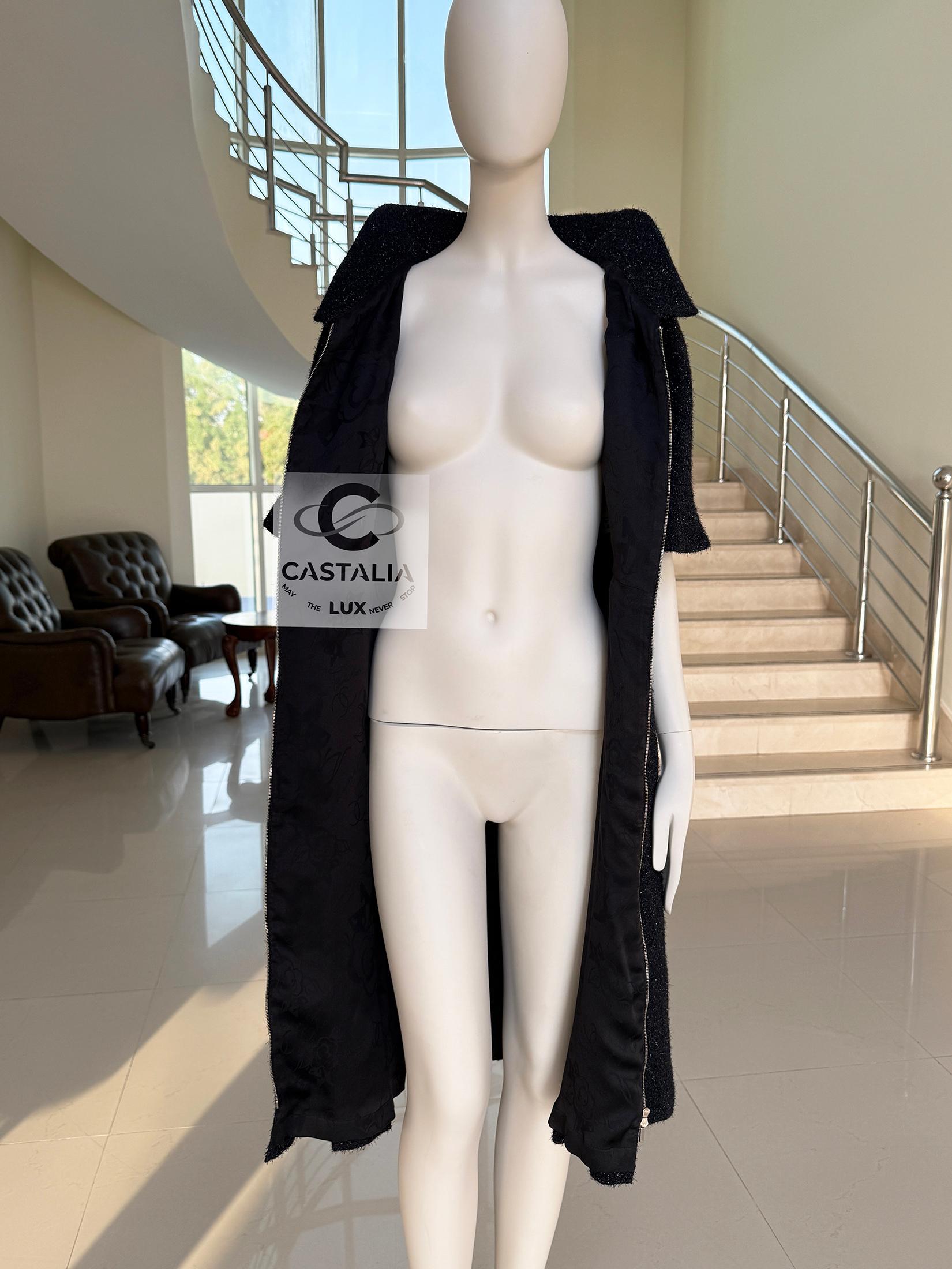 Chanel New Iconic Globalization Black Tweed Jacket Dress 36 FR in vendita 11