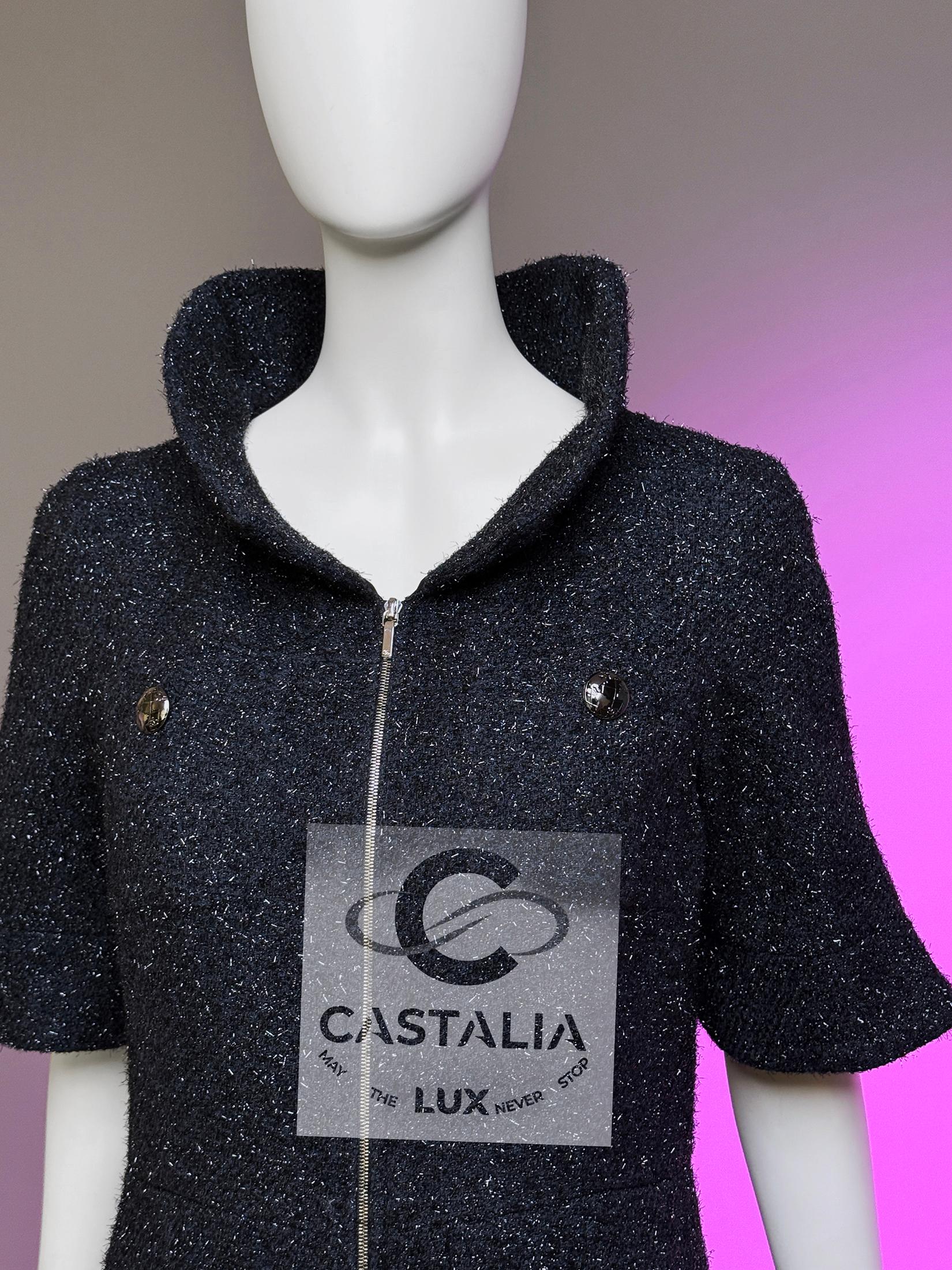 CHANEL New Iconic Globalization Robe veste en tweed noir 40 FR en vente 4