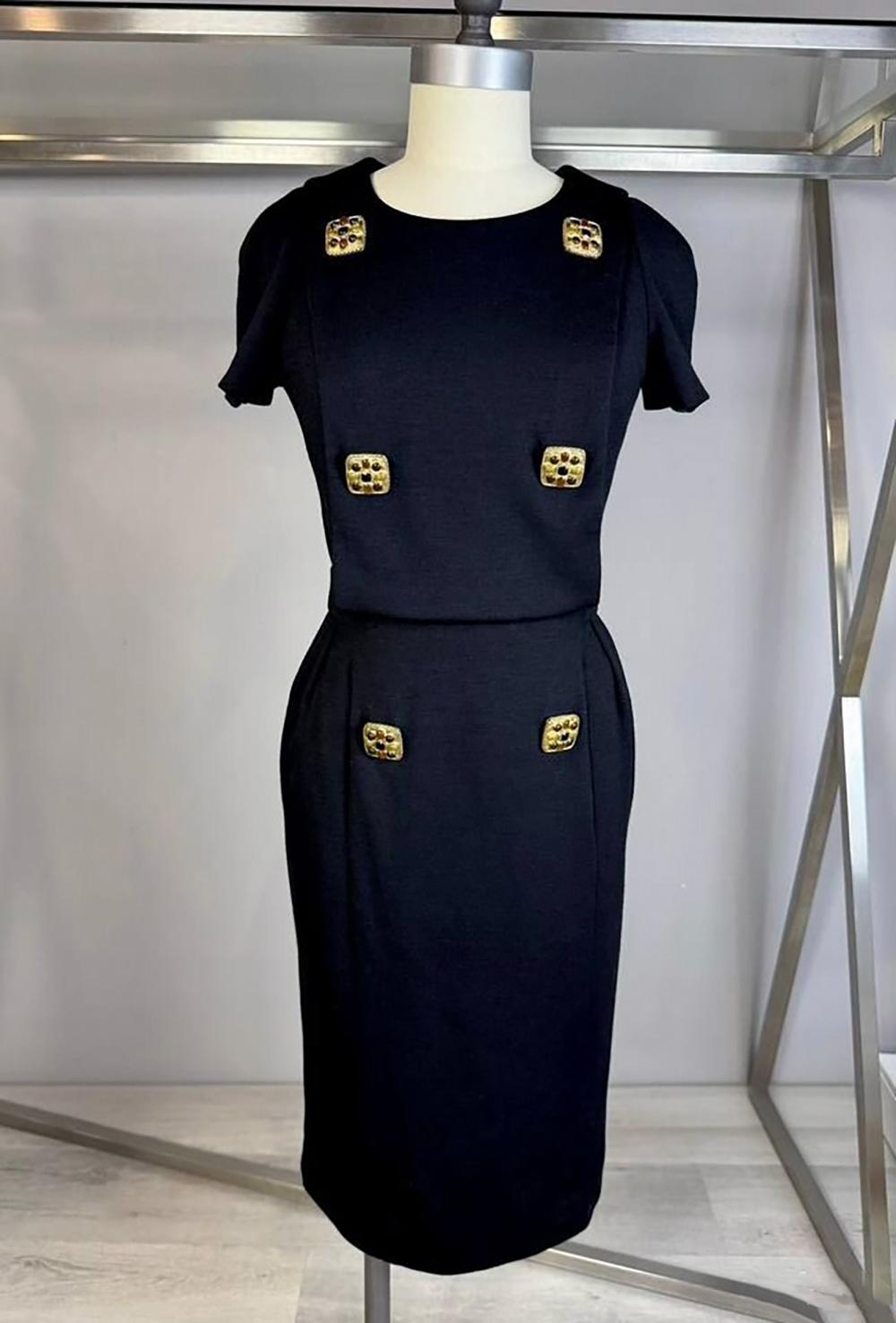 Chanel New Iconic Paris / Byzance CC Gripoix Buttons Black Dress 38 FR 1