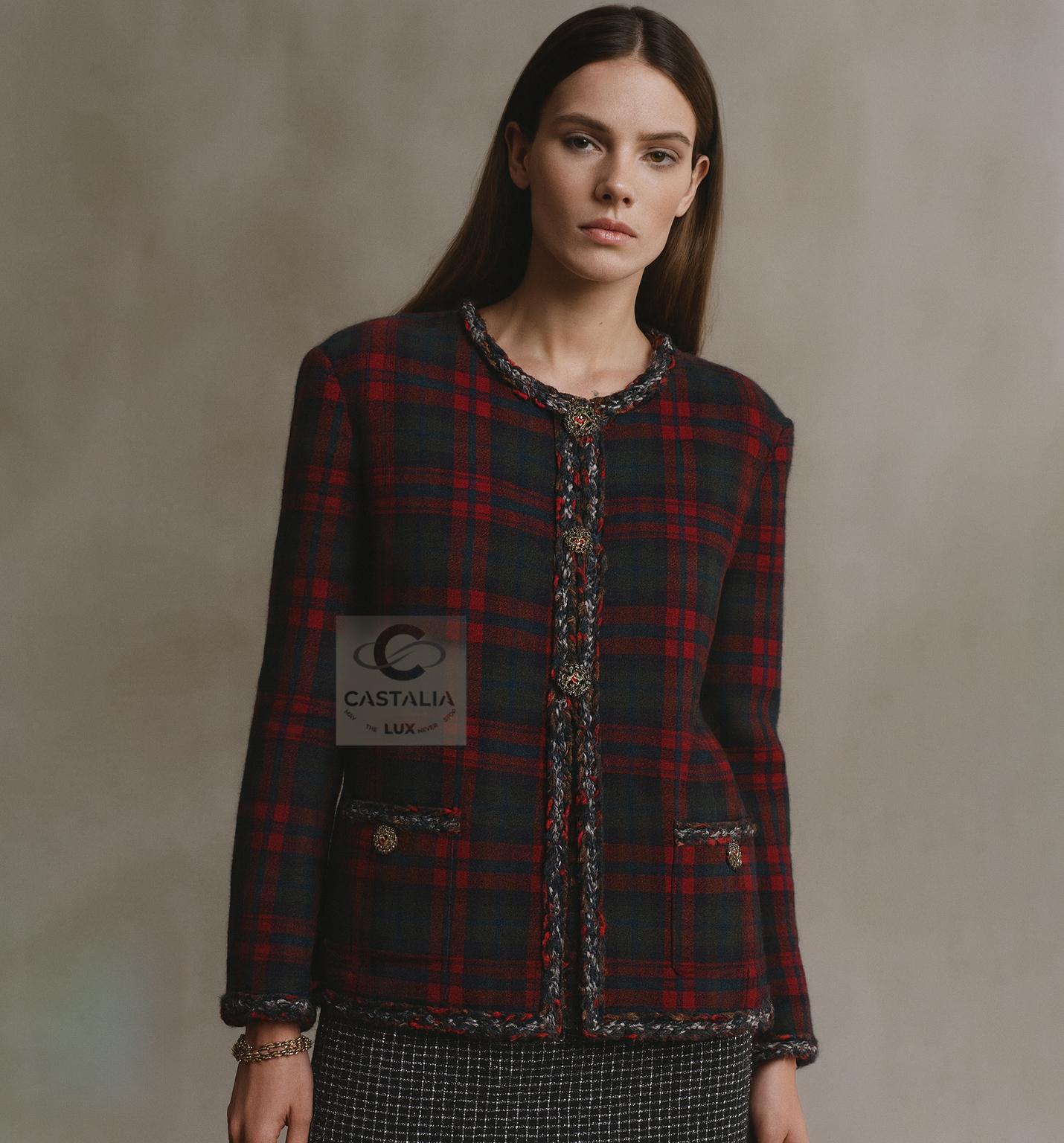 CHANEL Nueva Chaqueta Icónica París / Edimburgo Tartán Rojo 52 FR en venta 5