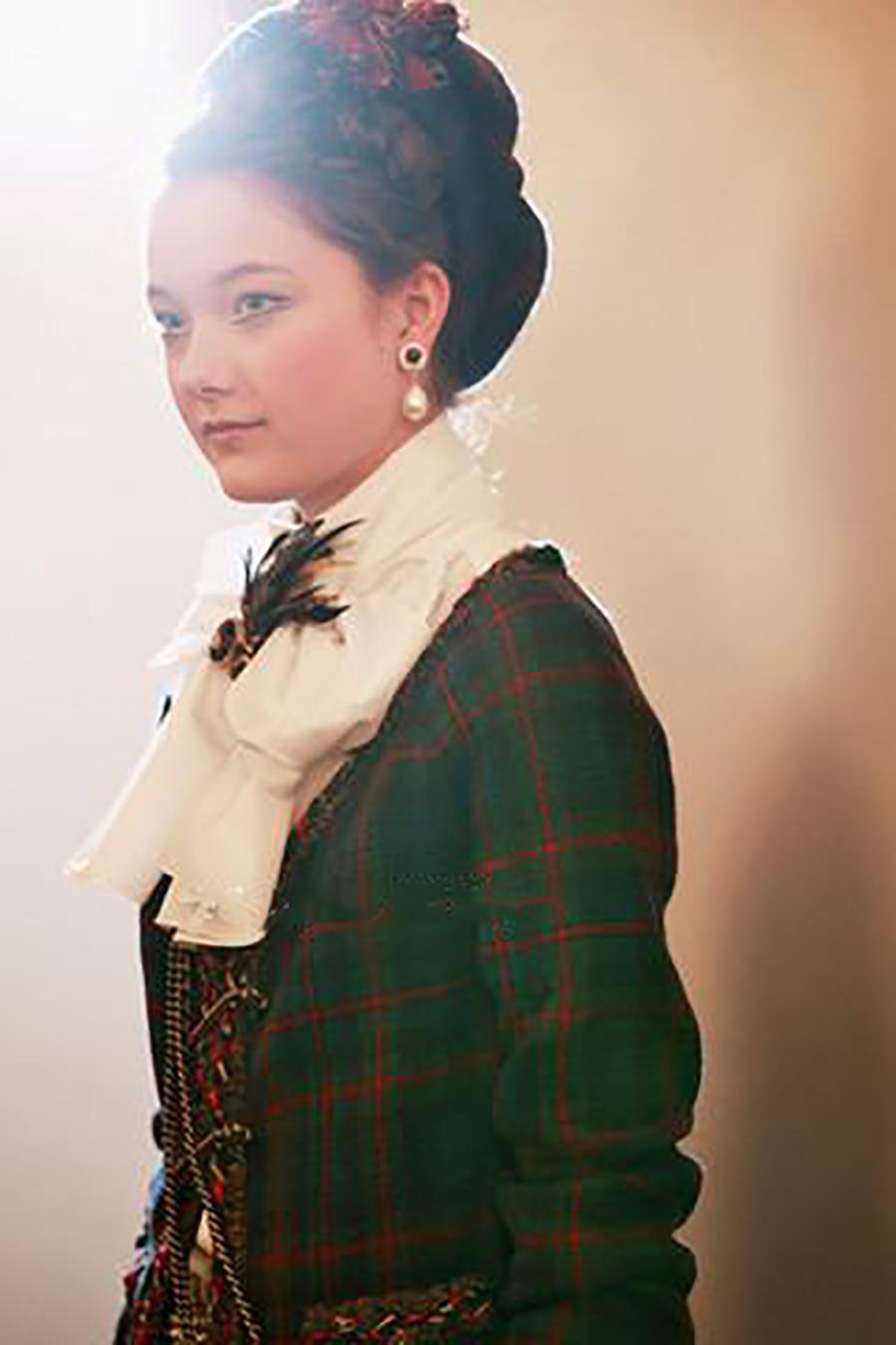 Chanel New Iconic Paris / Edinburgh Tartan Jacket 34 FR In New Condition In Dubai, AE