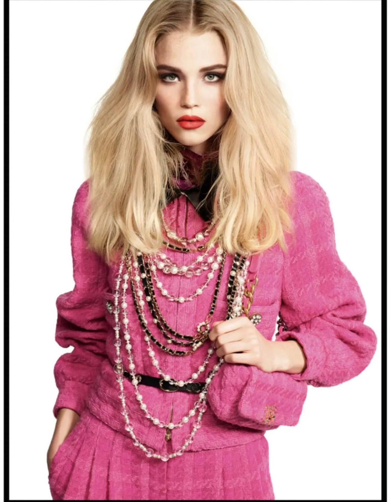 Chanel New Iconic Runway 2019 Fall Tweed Cape Jacket 4