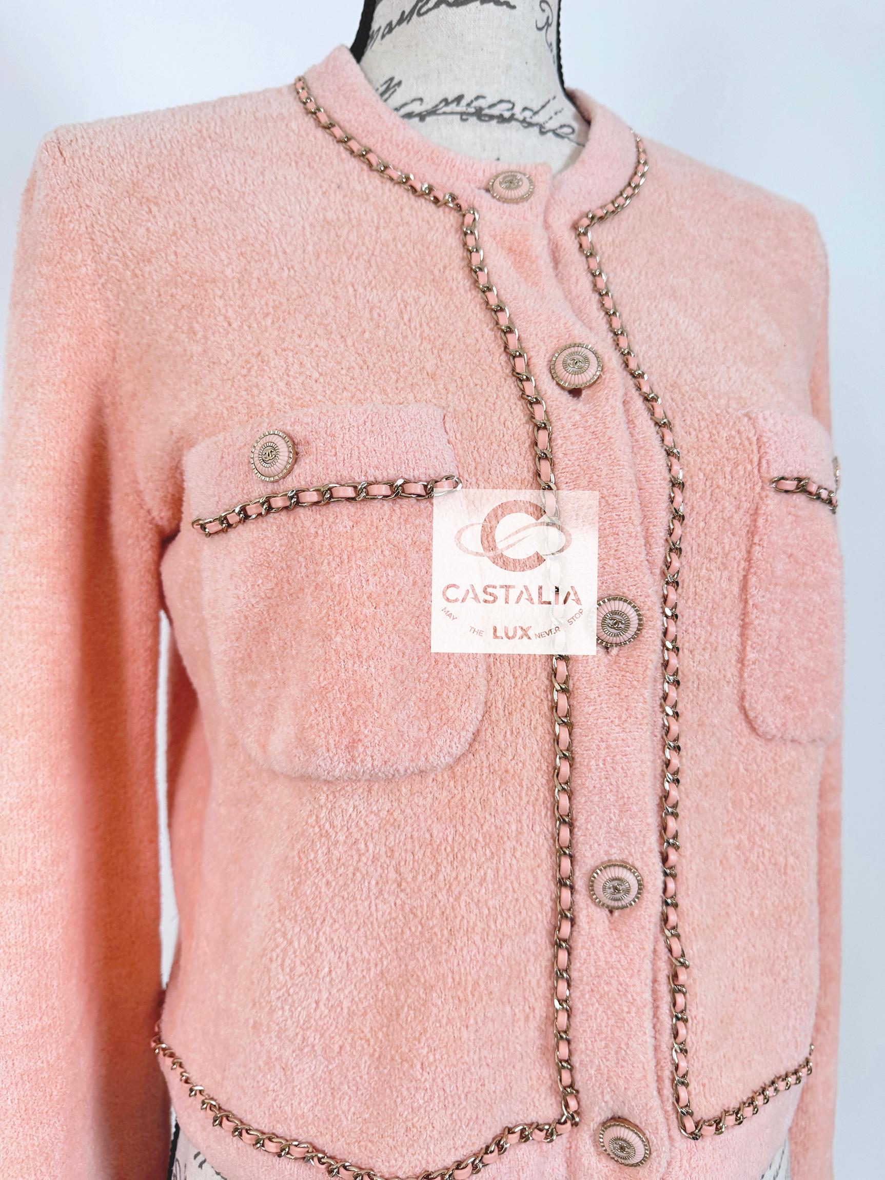 Chanel New Jennie Kim Style Teddy Cardigan with Chains 38 FR For Sale 8