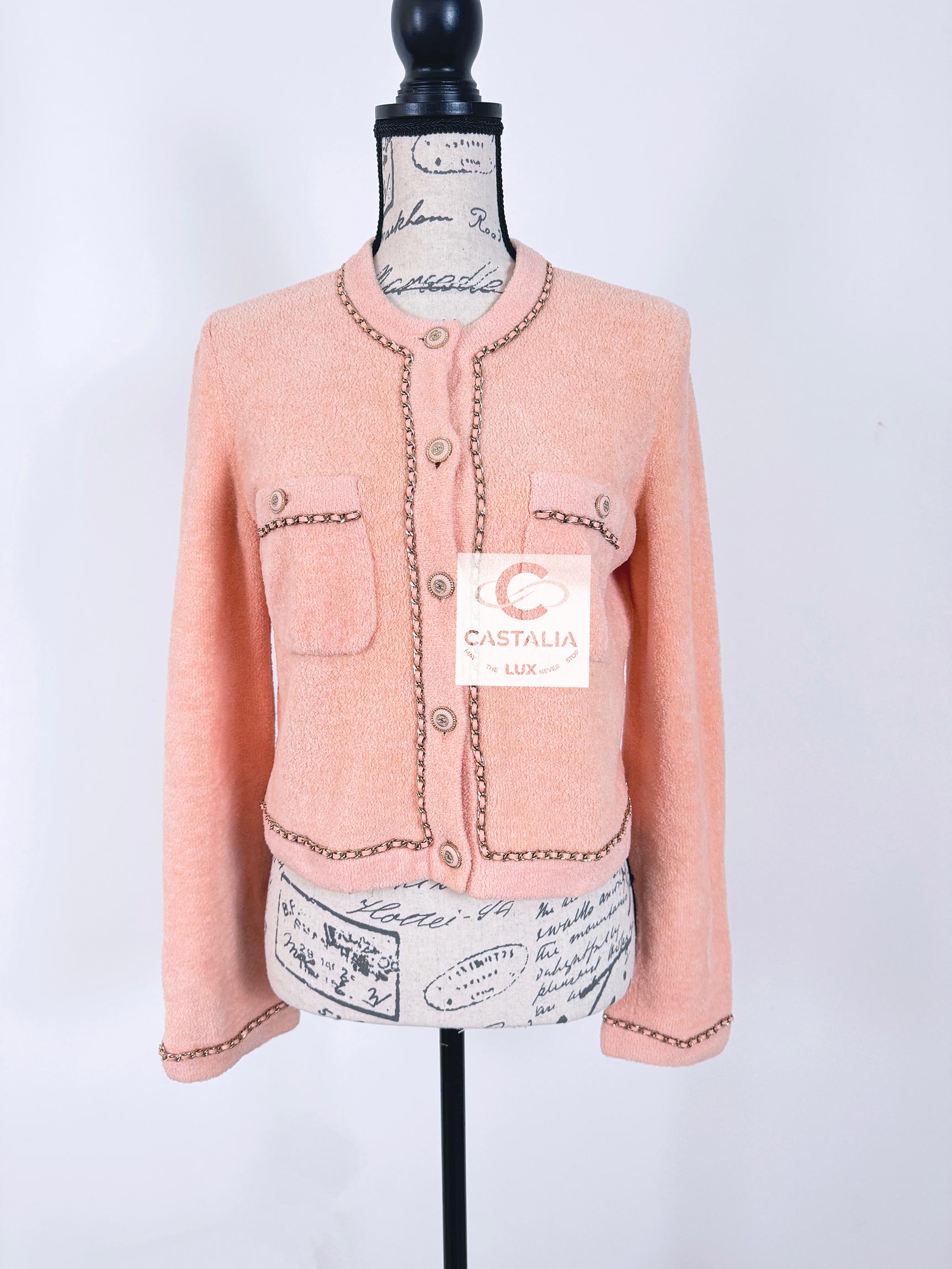 Chanel New Jennie Kim Style Teddy Cardigan con catene 38 FR in vendita 1