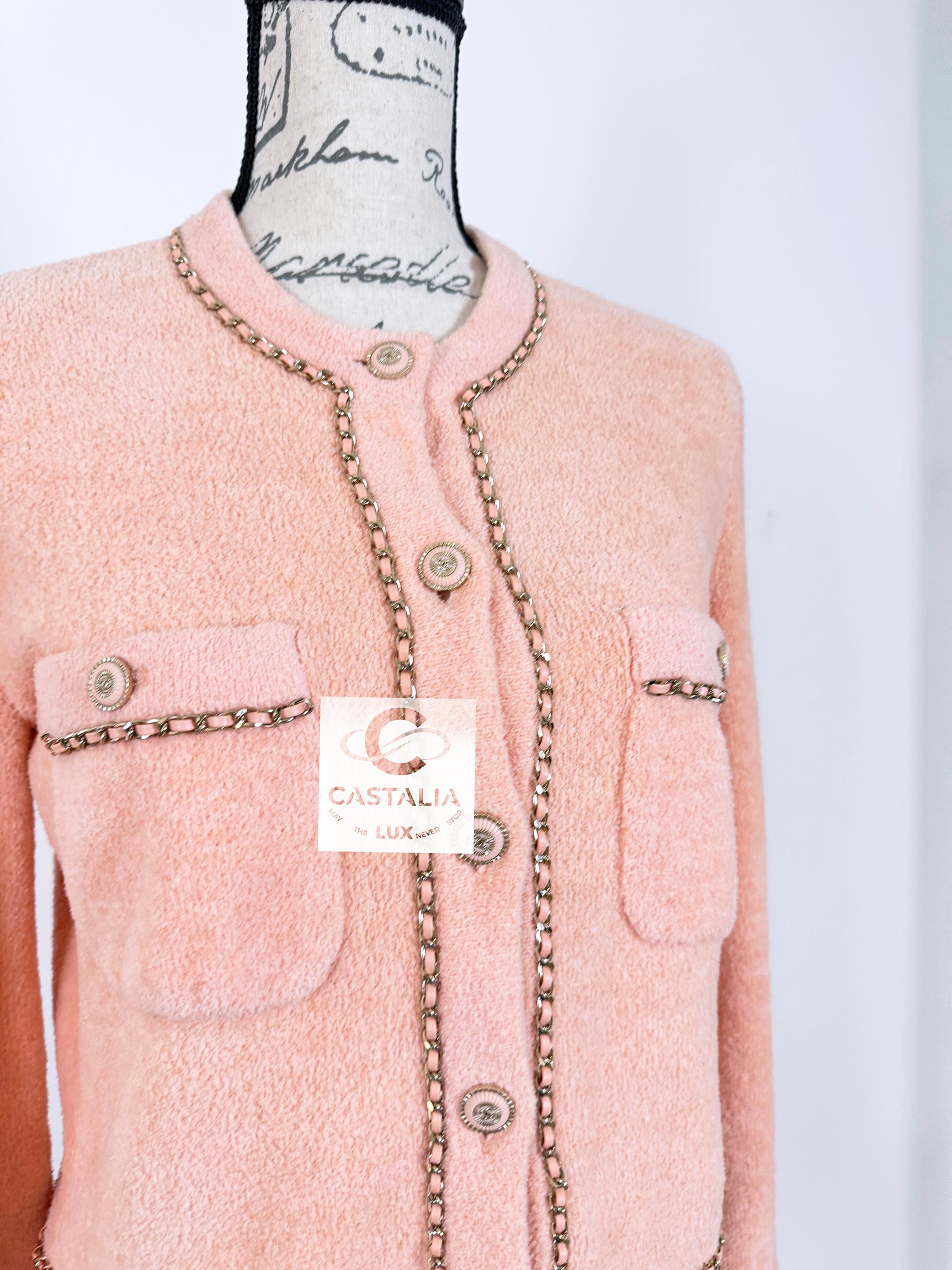Chanel New Jennie Kim Style Teddy Cardigan with Chains 38 FR For Sale 2