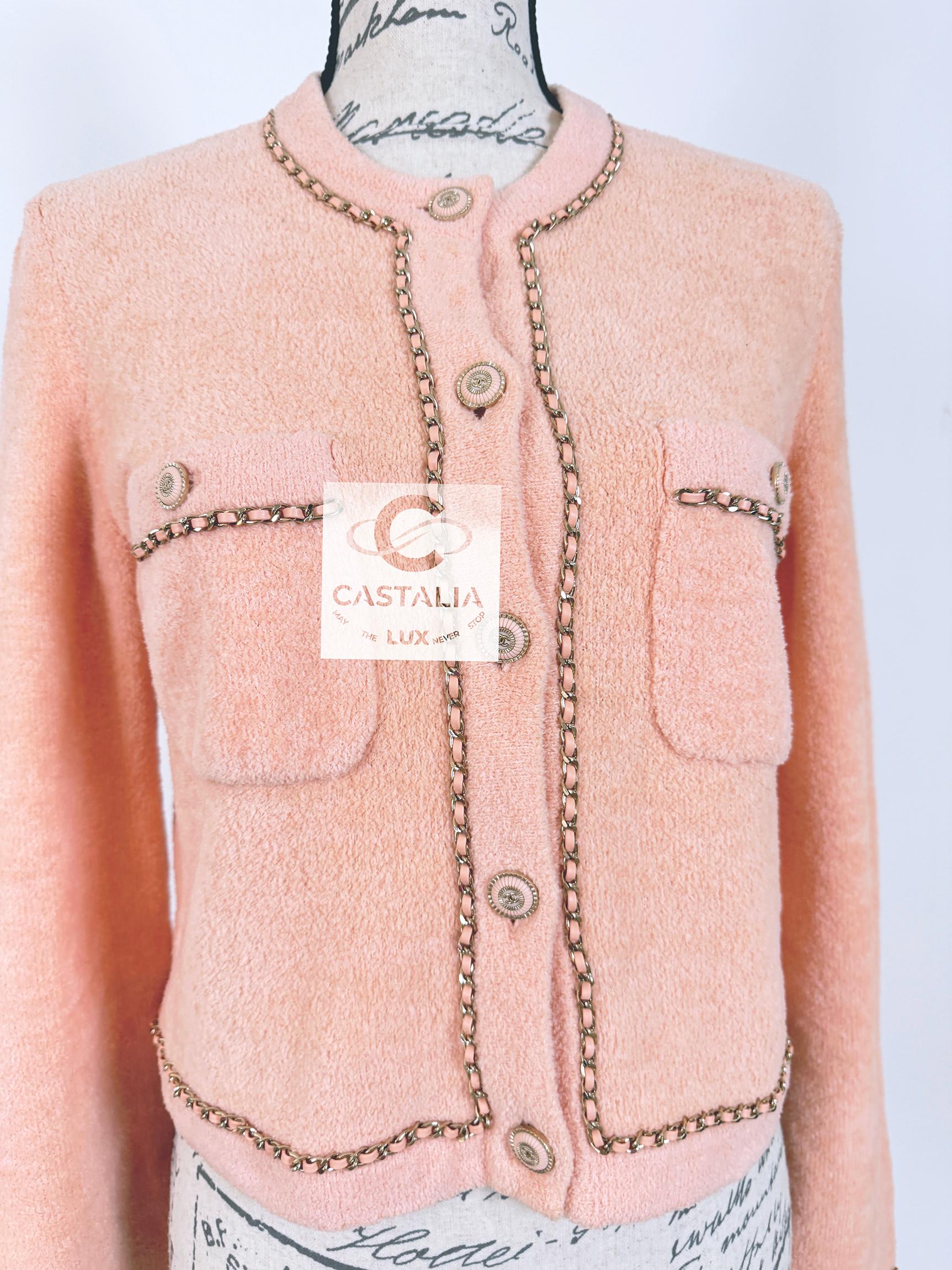 Chanel New Jennie Kim Style Teddy Cardigan with Chains 38 FR For Sale 4