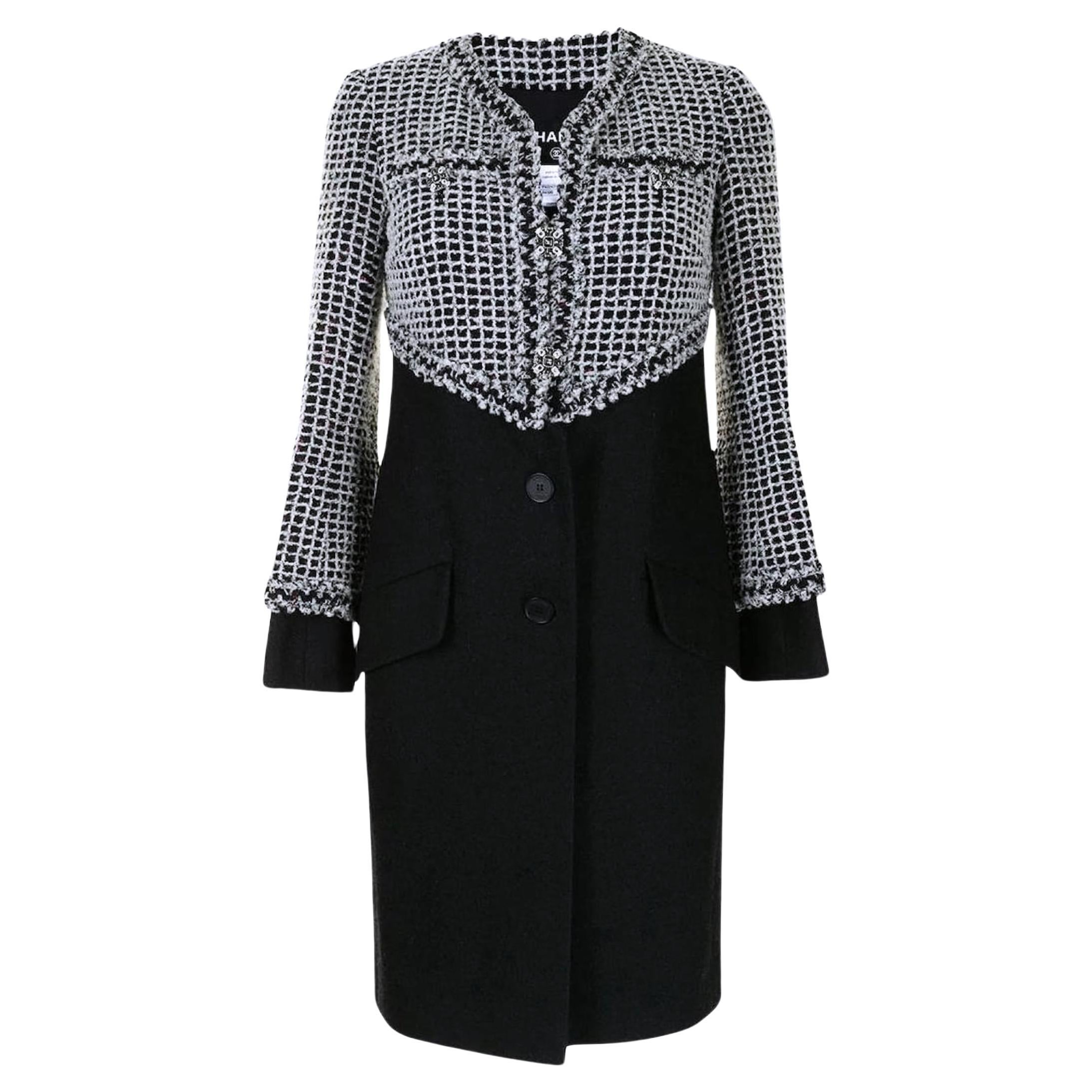 Chanel New Jewel Gripoix Buttons Tweed Jacket For Sale