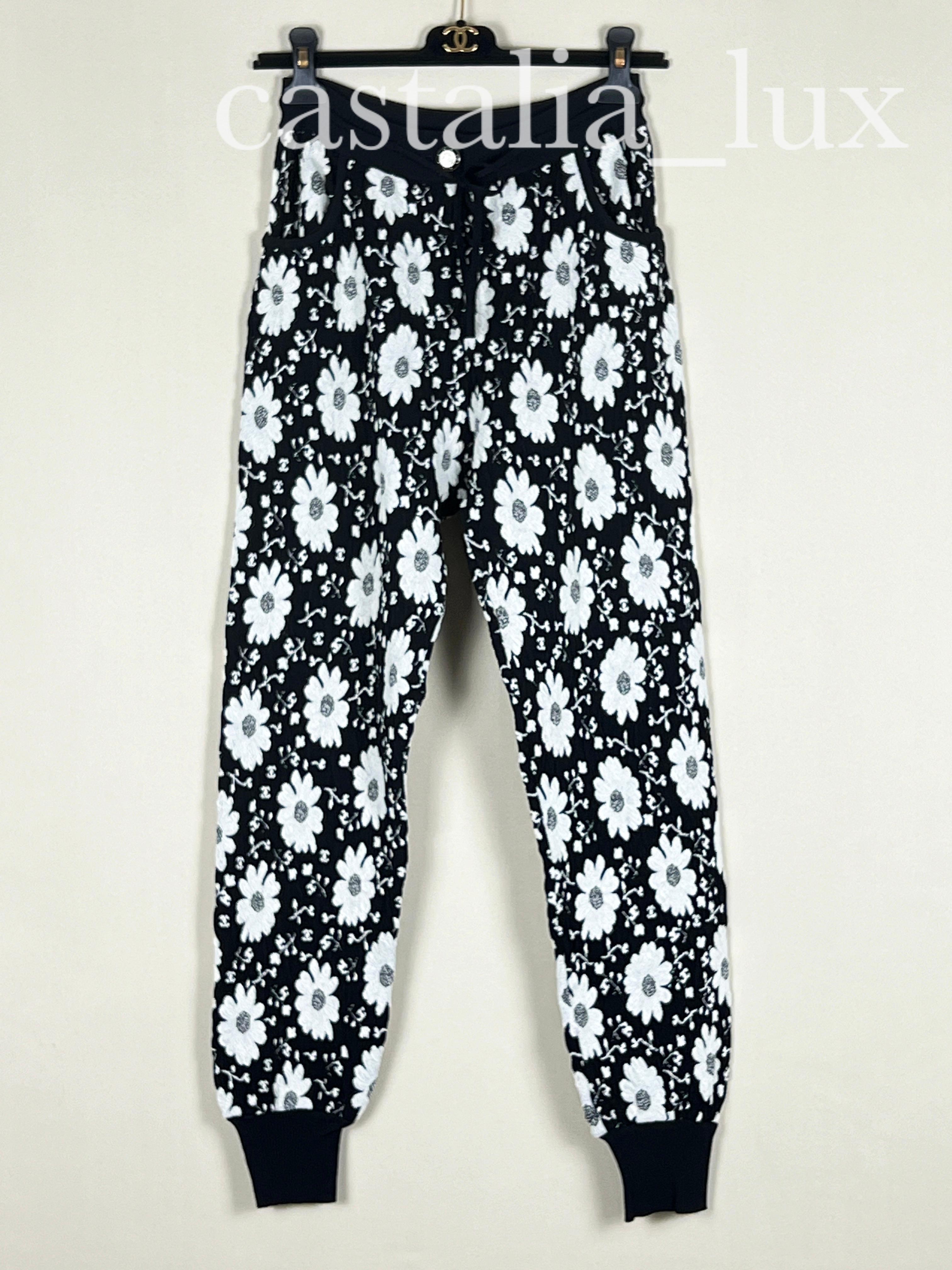 Chanel New Katy Parry Style CC Camellias Runway Relaxed Suit 2