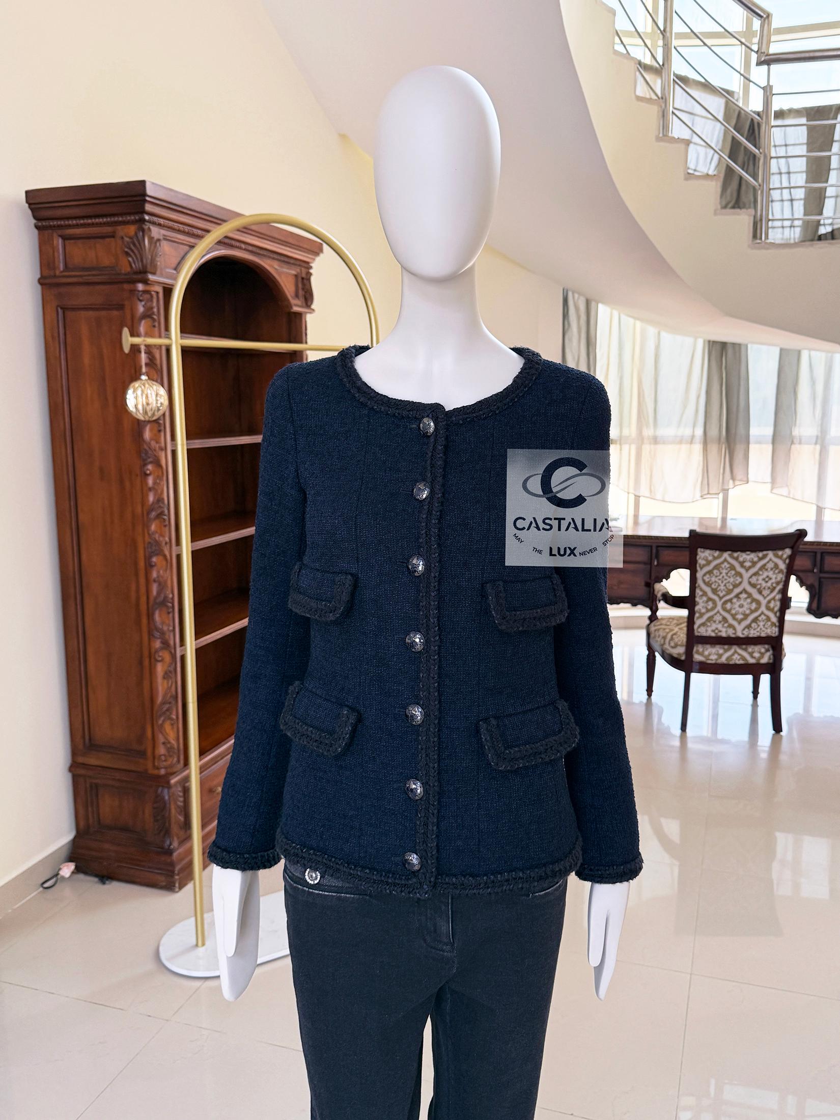 Il nuovo stile Chanel di Keira Knightley  Giacca Timeless Tweed 34 FR in vendita 9