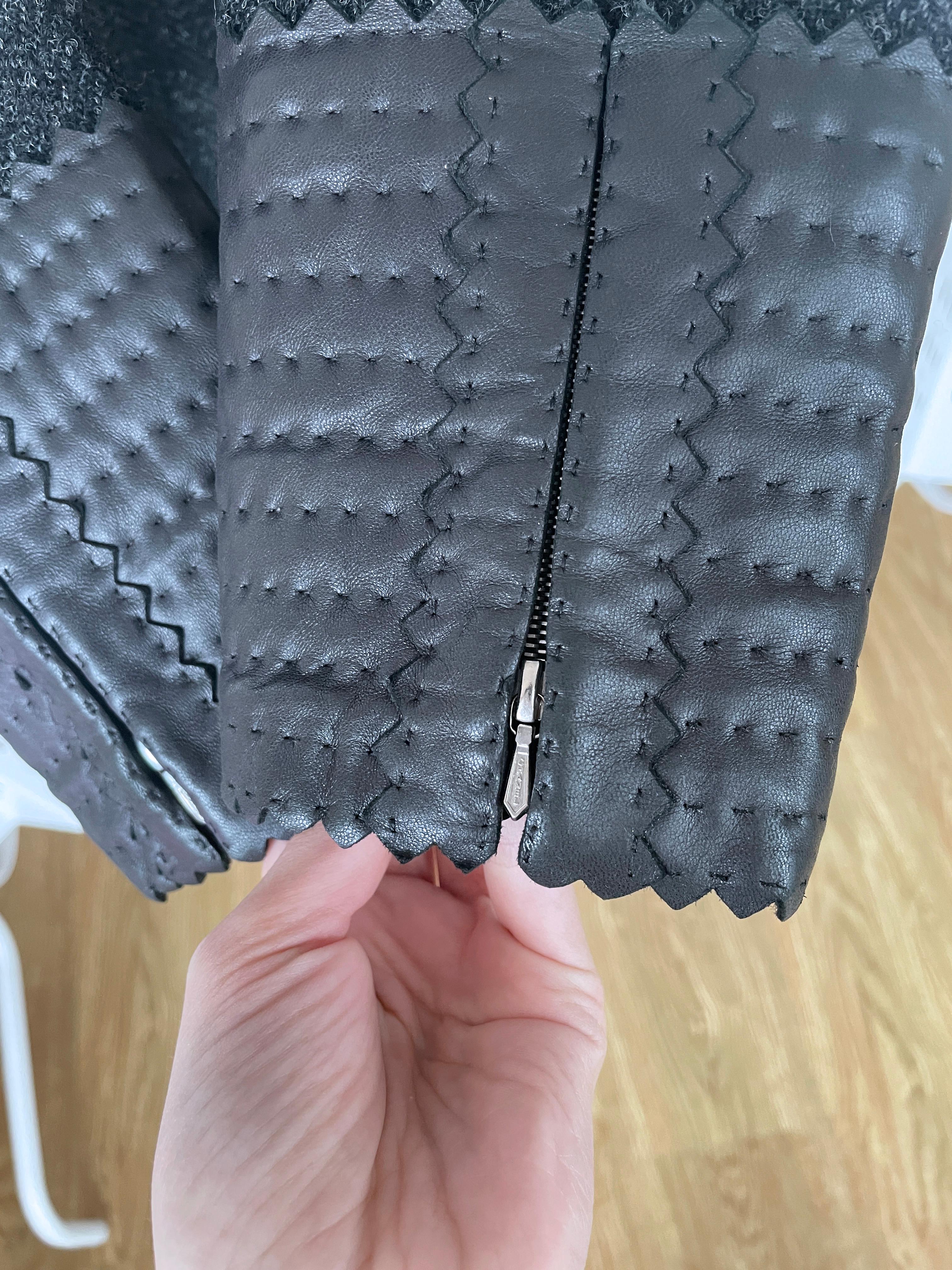 Chanel New Leather Detail Jacket / Coat Unisexe en vente