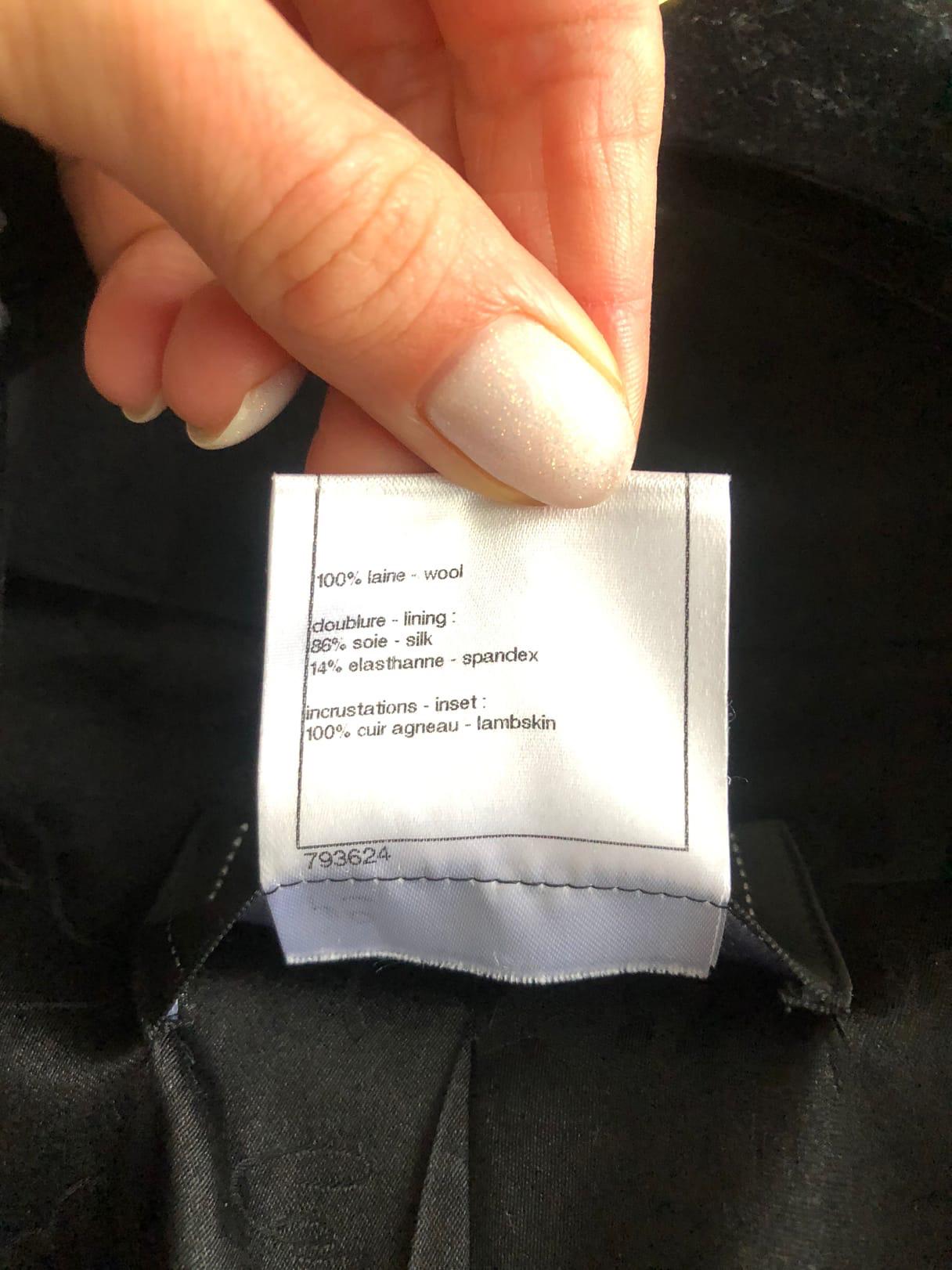 Chanel New Leather Detail Jacket / Coat en vente 4