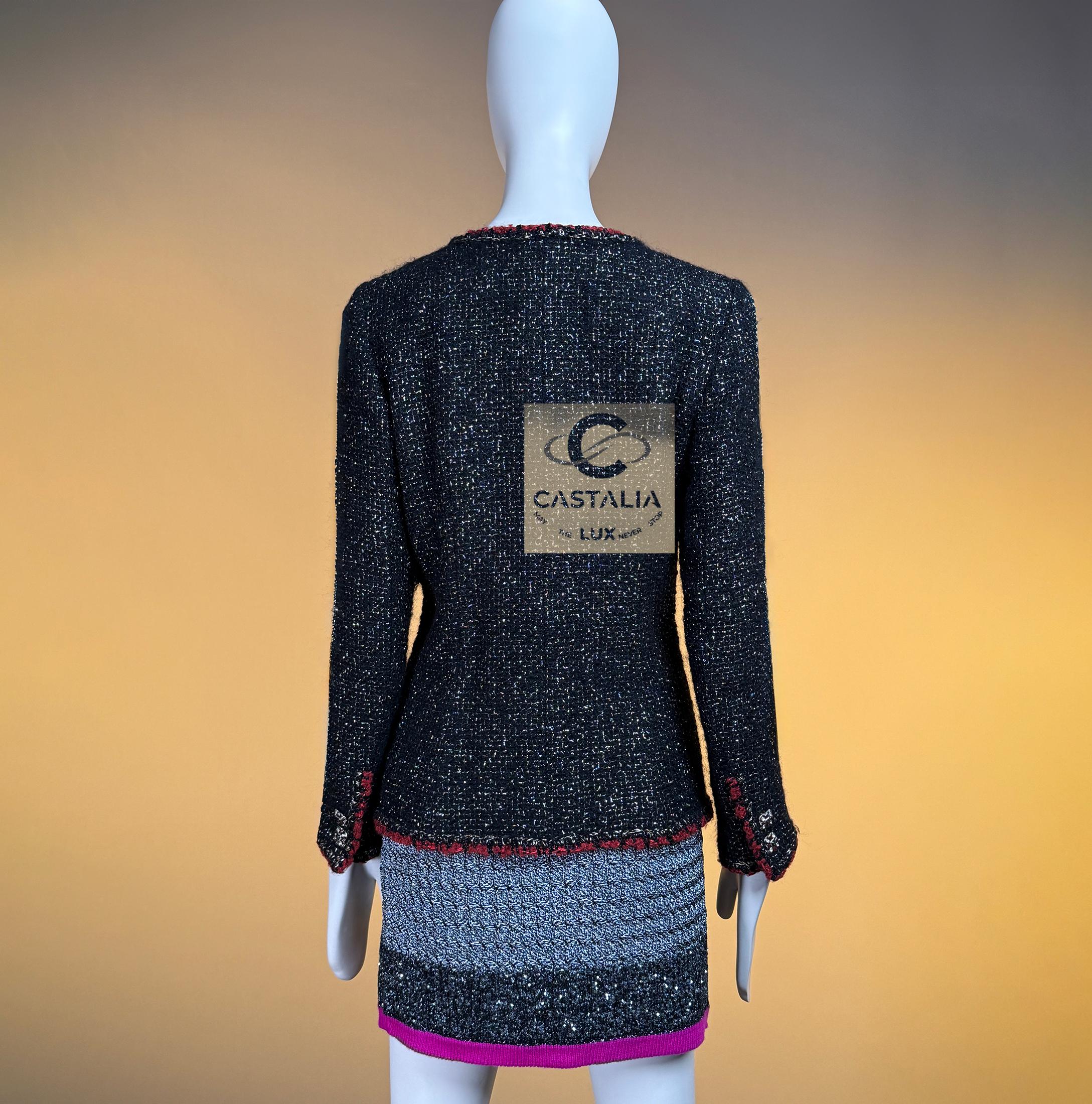 CHANEL New Legendary CC Gripoix Buttons Schwarz Tweed Jacke 38 FR im Angebot 9