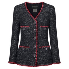 CHANEL New Legendary CC Gripoix Buttons Black Tweed Jacket 38 FR
