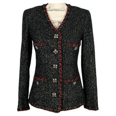 Chanel Neue legendäre CC Jewel Buttons Schwarze Tweed-Jacke mit Juwelenmuster