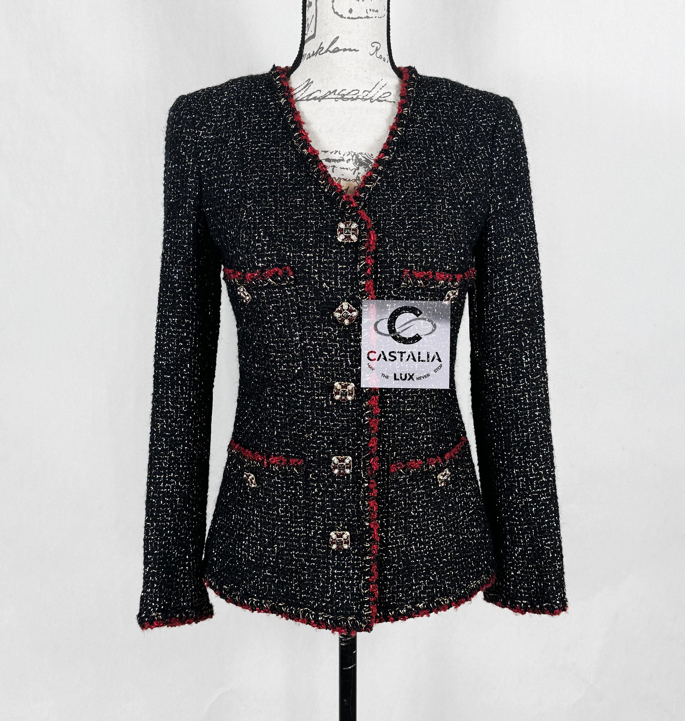 CHANEL New Legendary Jewel Buttons Black Tweed Jacket 34 FR en vente 9