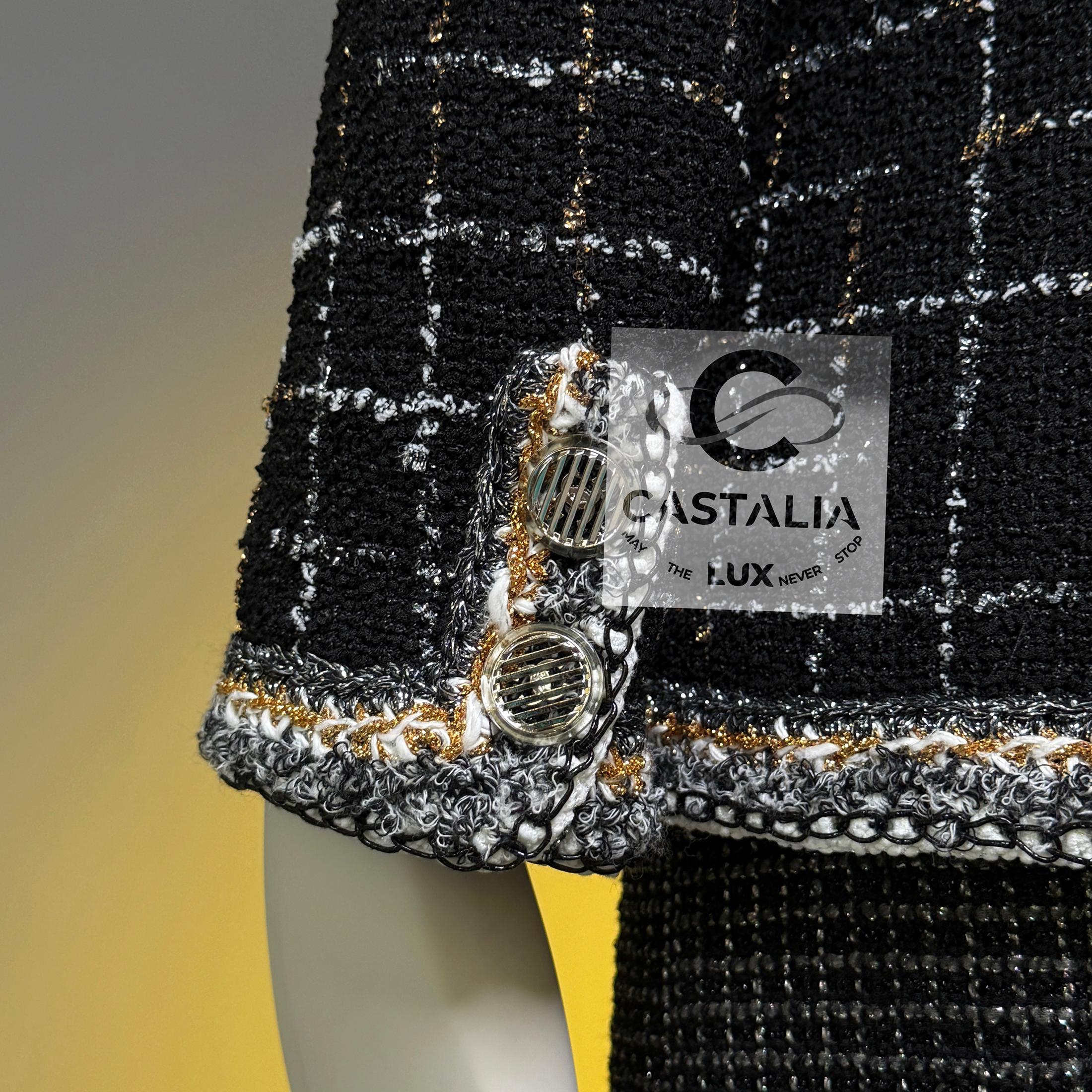 Chanel New Legendary Robot Collection Black Tweed Jacket 38 FR en venta 9
