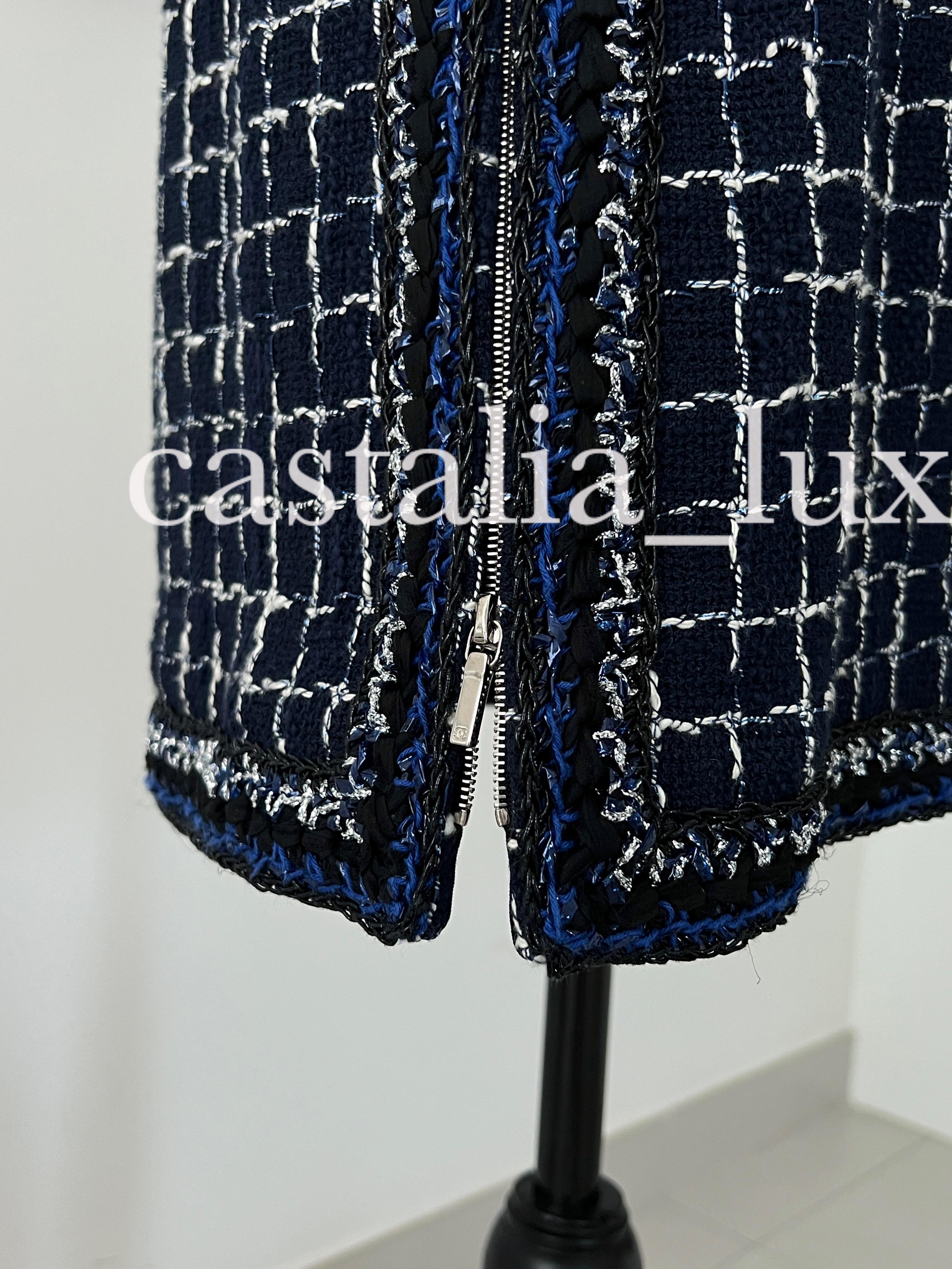Chanel New 9K Lesage Robe en tweed en vente 4