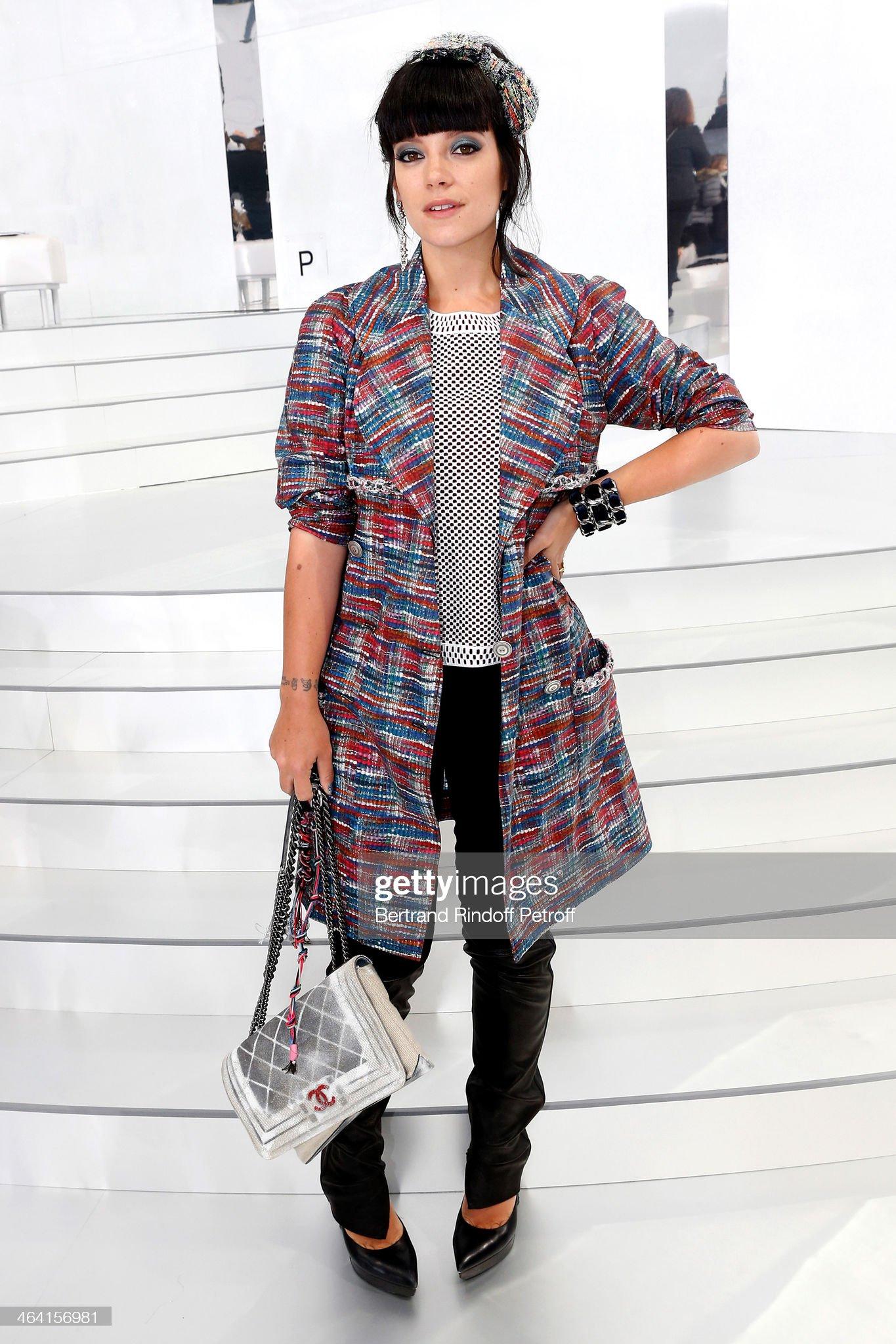 Chanel New Lily Allen Style Iconic Trench Coat In New Condition For Sale In Dubai, AE