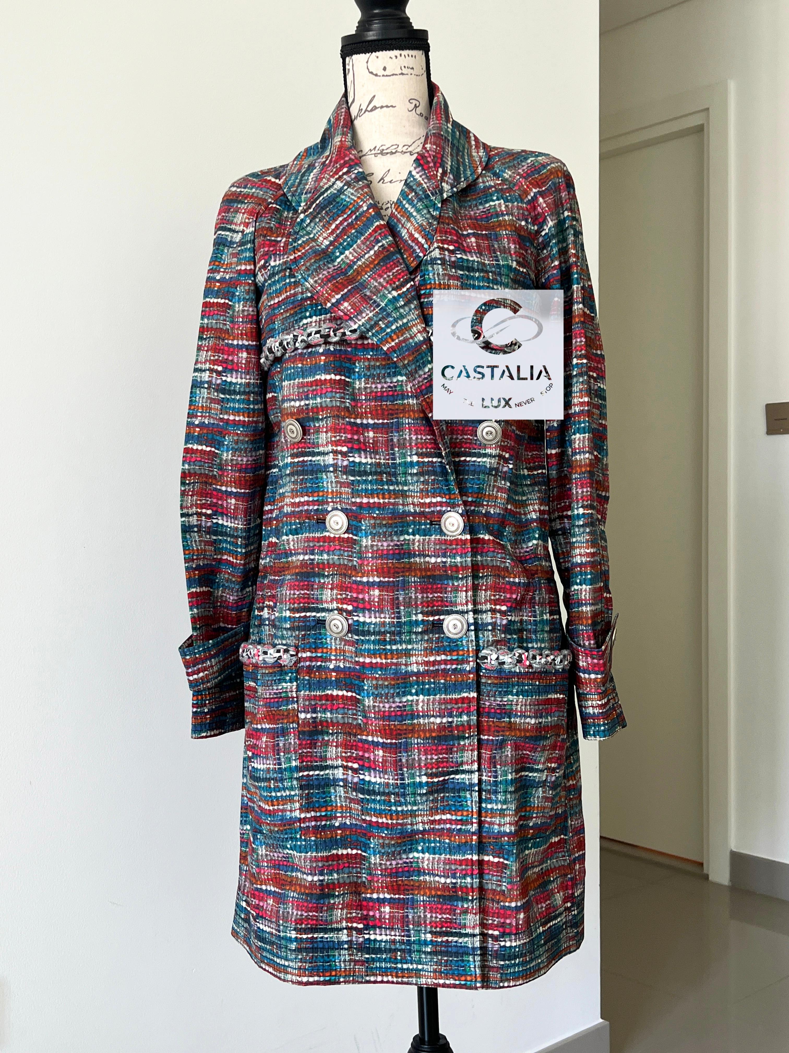 Trench-coat emblématique de style Lily Allen Chanel, Neuf 2