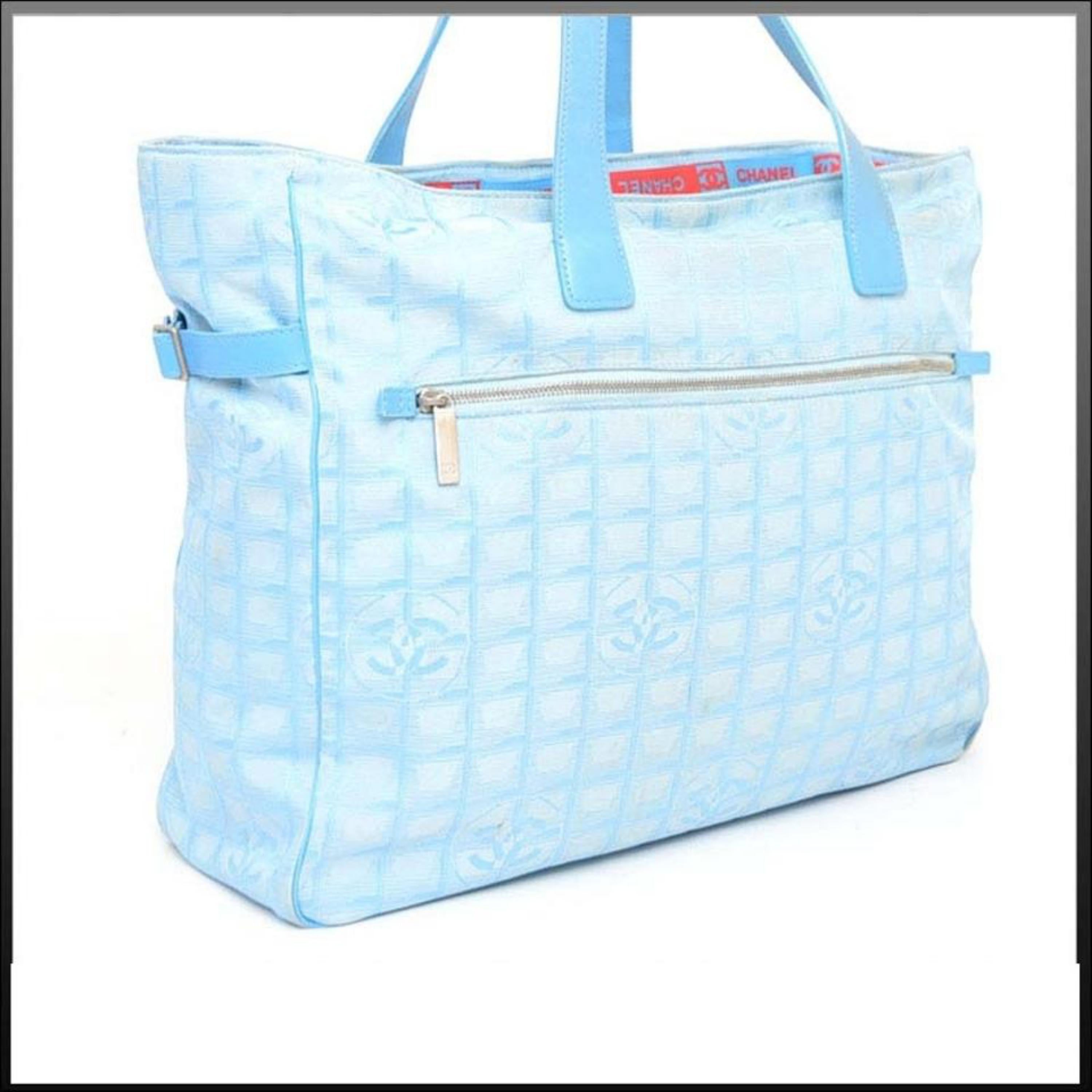 Chanel New Line Travel Gm 228259 Light Blue Quilted Nylon X Leather Tote For Sale 6