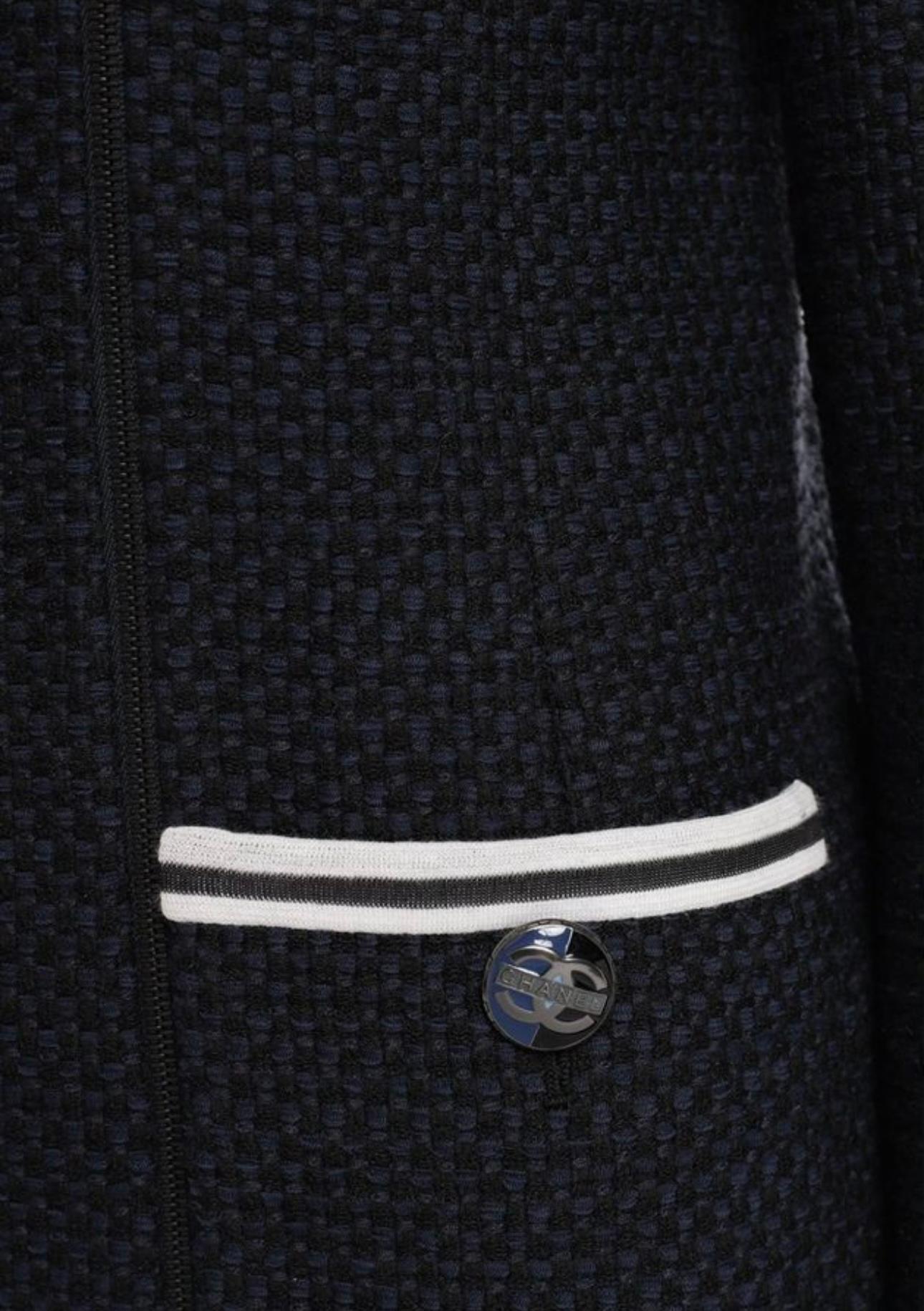 Chanel New Maritime Tweed Jacket with CC Buttons In New Condition For Sale In Dubai, AE