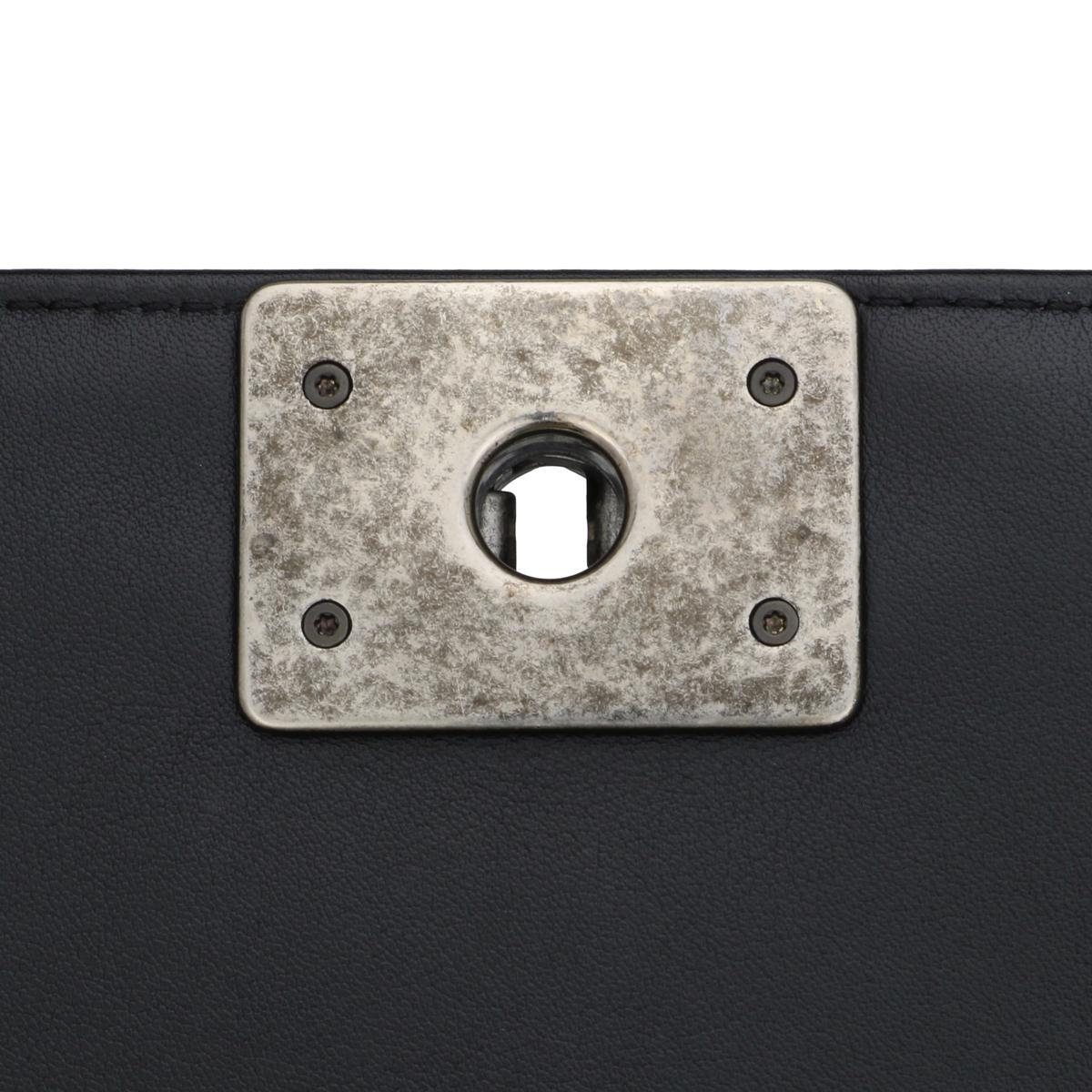 CHANEL New Medium Quilted Boy Bag in Black Calfskin with Ruthenium Hardware 2015 en vente 9