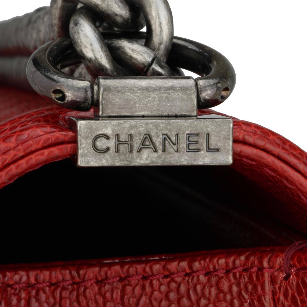 CHANEL New Medium Quilted Boy Bag in Dark Red Caviar with Ruthenium Hardware 14B For Sale 3