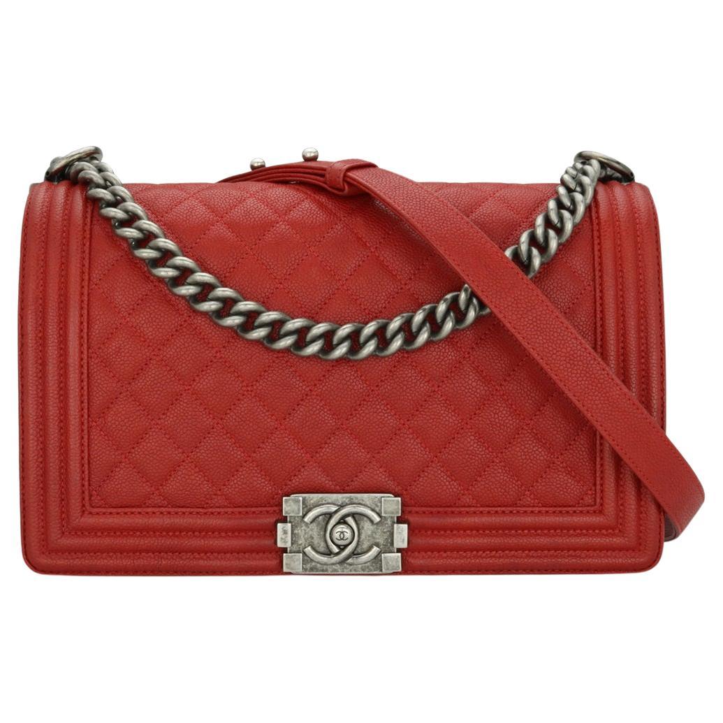 CHANEL Nuevo Bolso Chico Acolchado Mediano en Caviar Rojo con Herrajes de Rutenio 2016 en venta