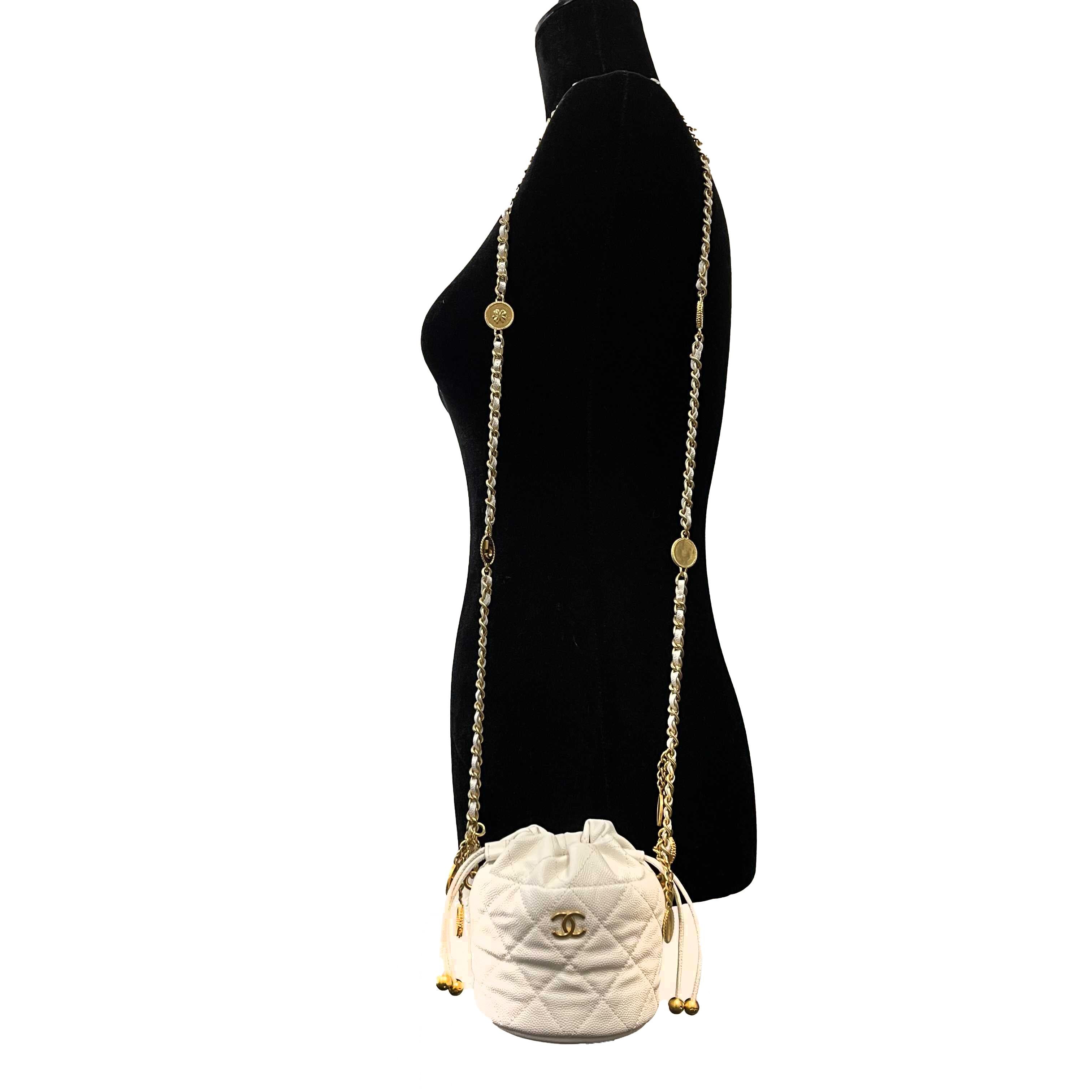 CHANEL - NEW Mini Bucket Bag - White Caviar Leather / Gold 10 Coins CC Crossbody For Sale 3