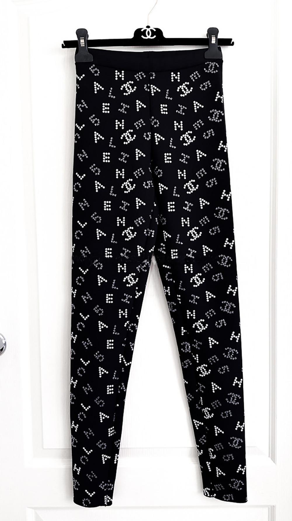 Chanel New Most Hunted CC Logo 2020 Cruise Leggings 7