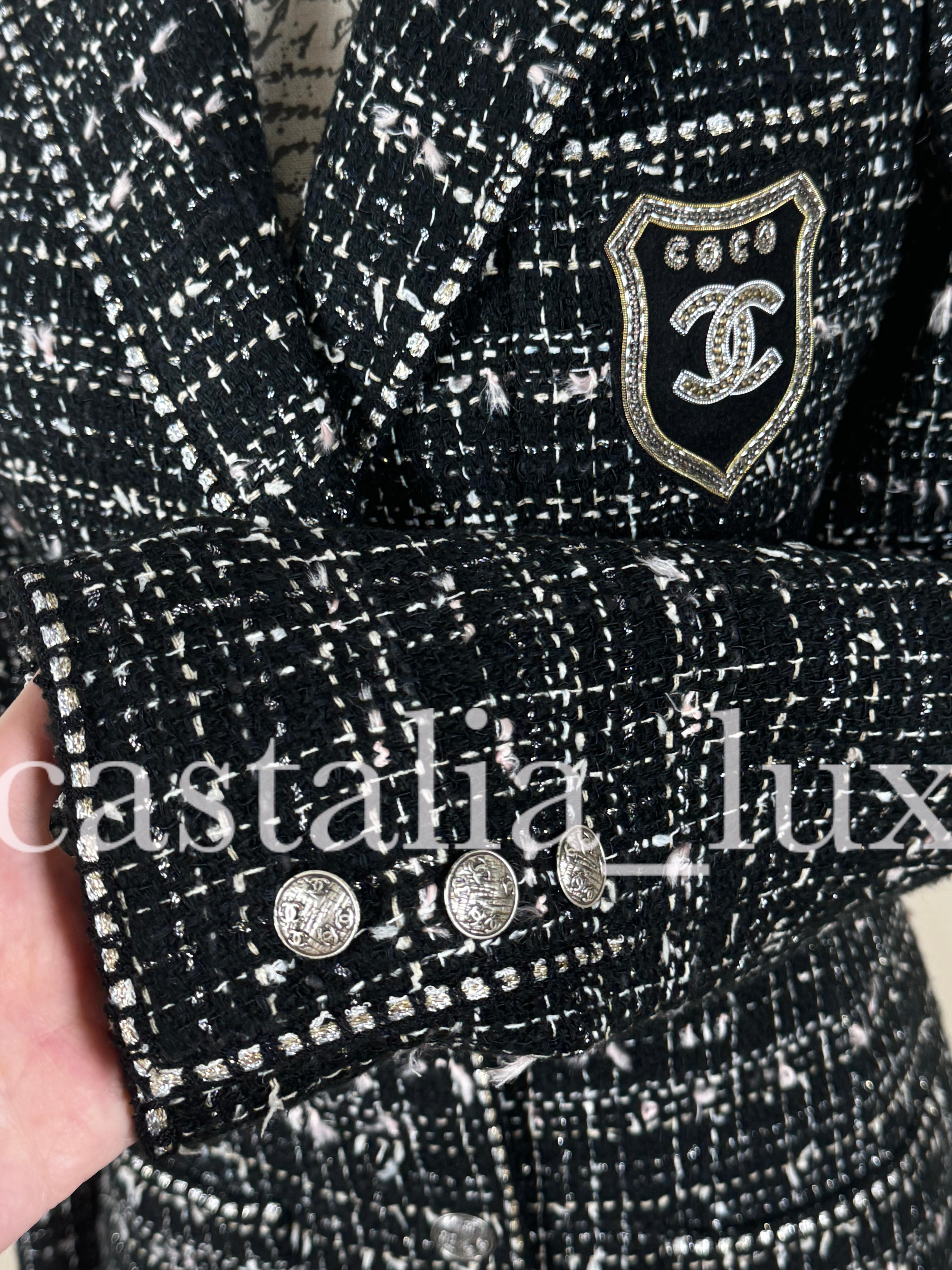 Chanel New Most Hunted CC Patch Black Tweed Jacket For Sale 8