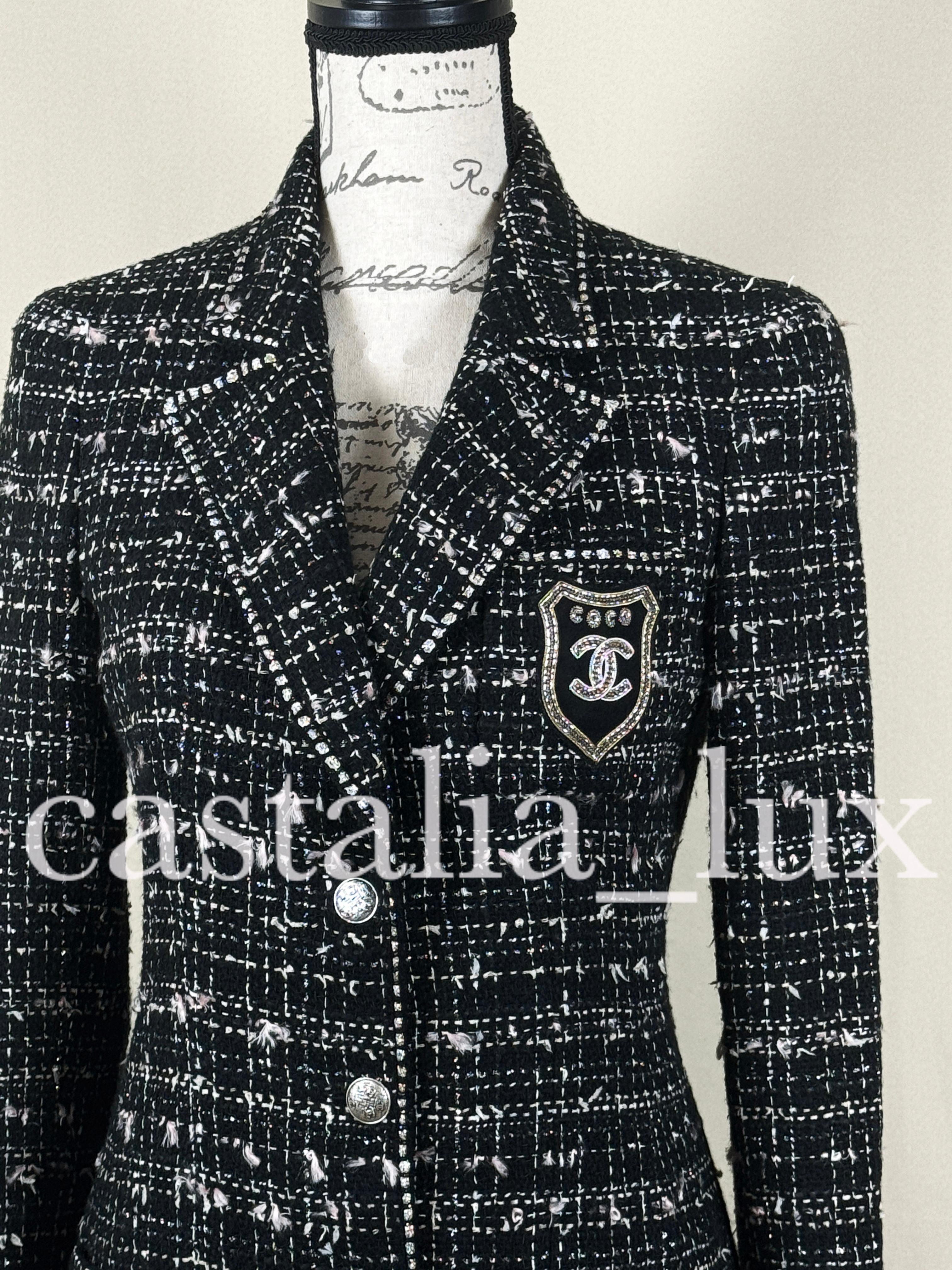 Chanel New Most Hunted CC Patch Black Tweed Jacket For Sale 5