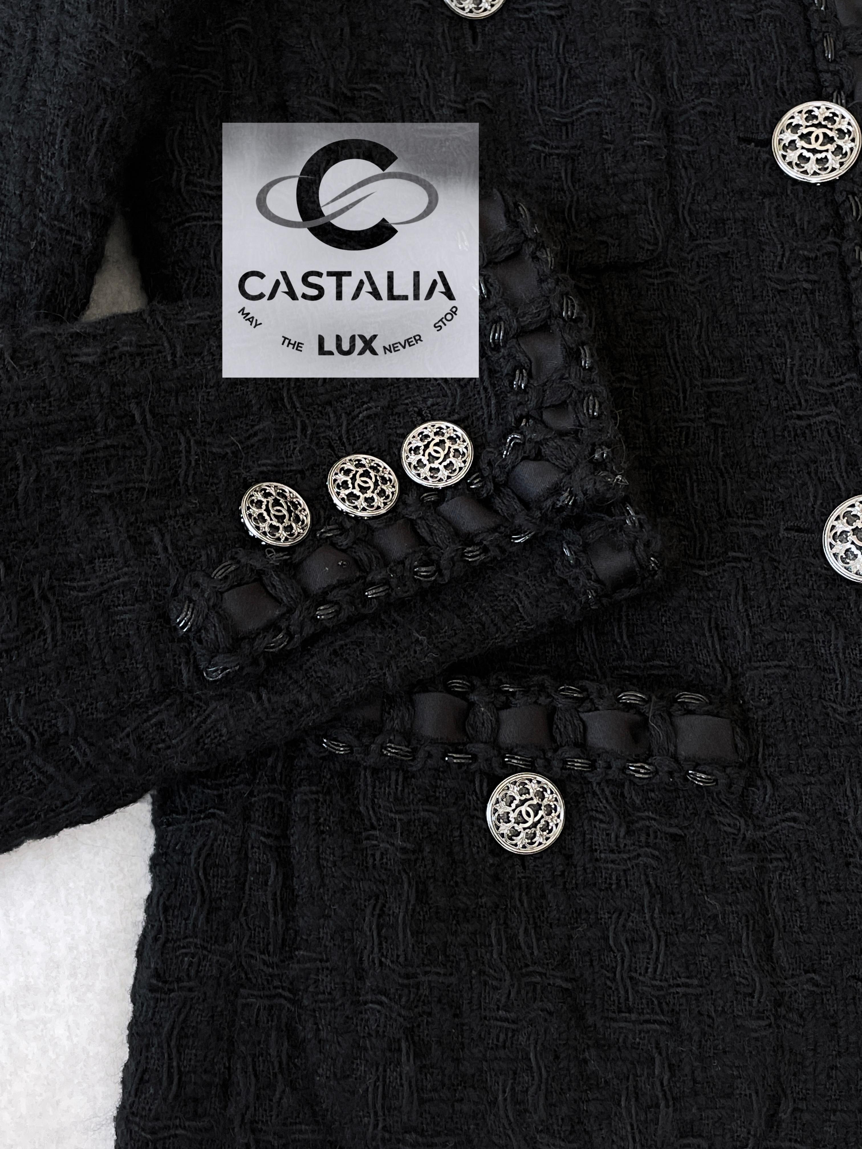Chanel New Most Iconic Paris / ROME Black Tweed Jacket 10