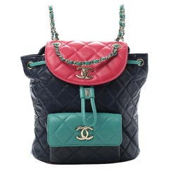 CHANEL NEU Mehrfarbiger rosa, grüner, blauer Duma-Leder-Umhängetasche mit Klappe