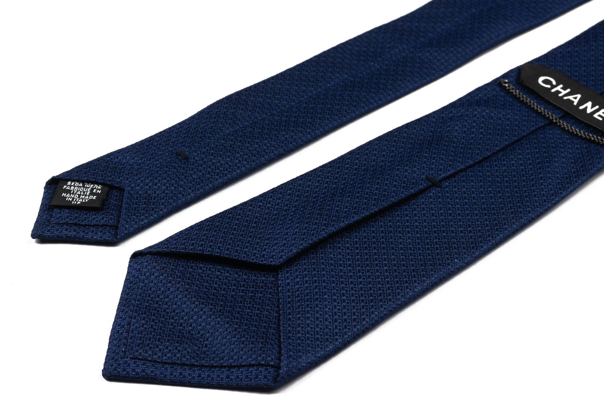 Men's Chanel New Navy Blue Silk Tie For Sale