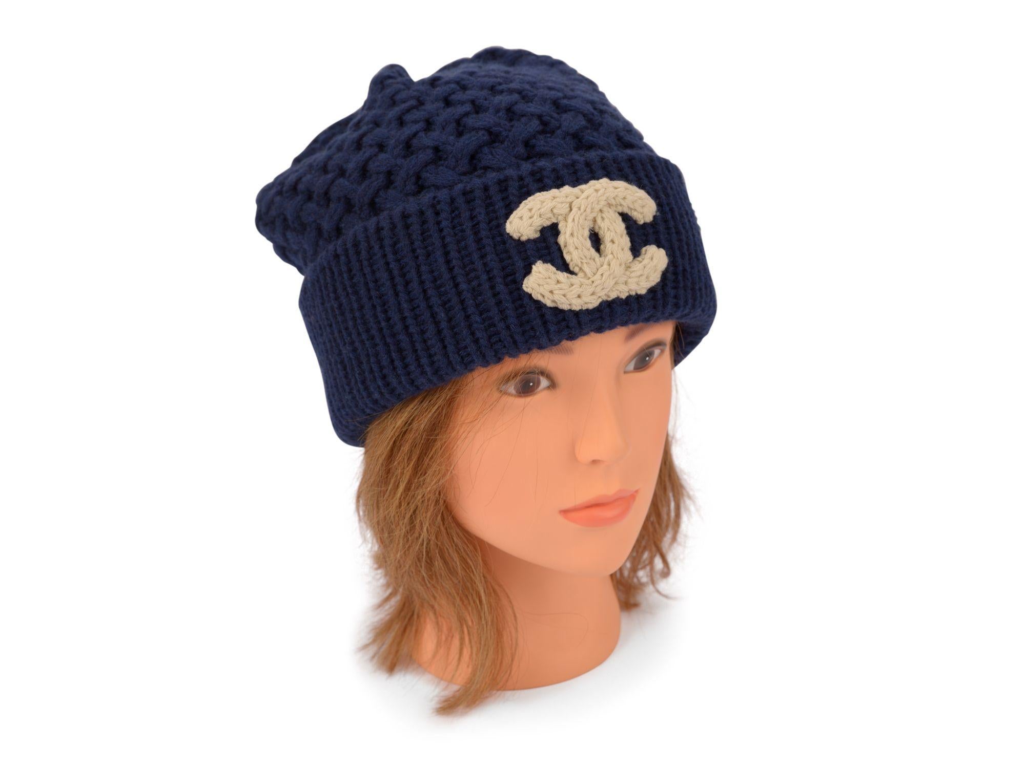 Chanel New Navy Knit Beanie and Scarf Set For Sale at 1stDibs