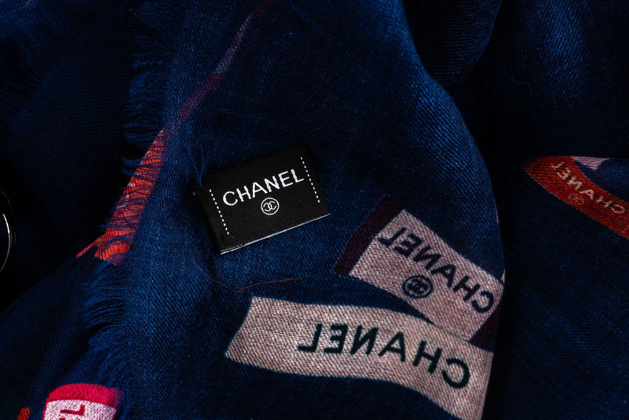 Chanel New Navy Labels Cashmere Shawl In New Condition For Sale In West Hollywood, CA