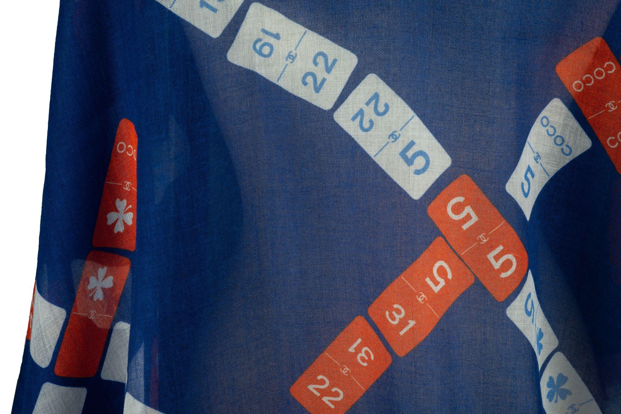 Chal de cachemira Chanel New Navy Blanco Púrpura en venta