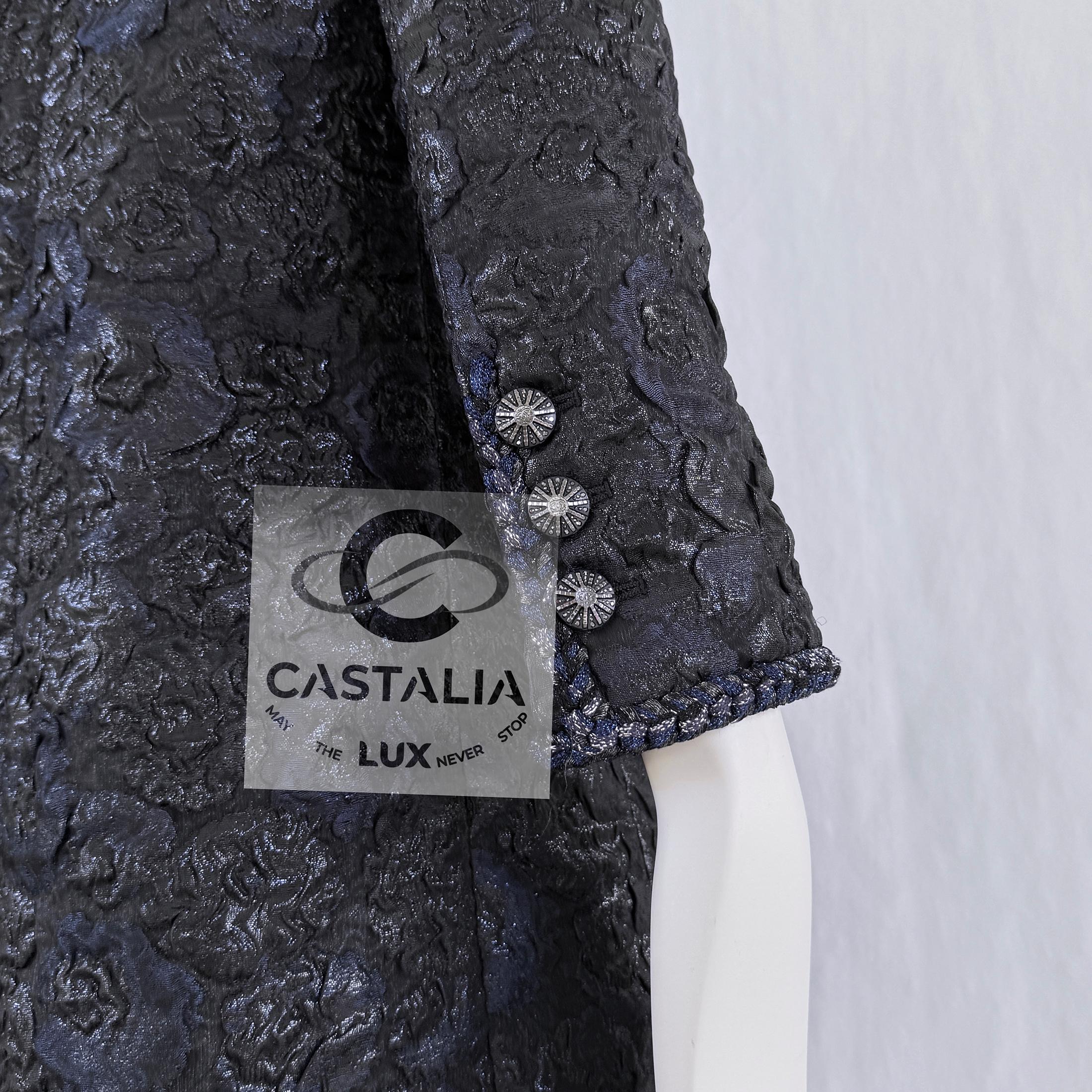 Chanel New Opulent Jacquard Jacket with Camellias 36 FR For Sale 9